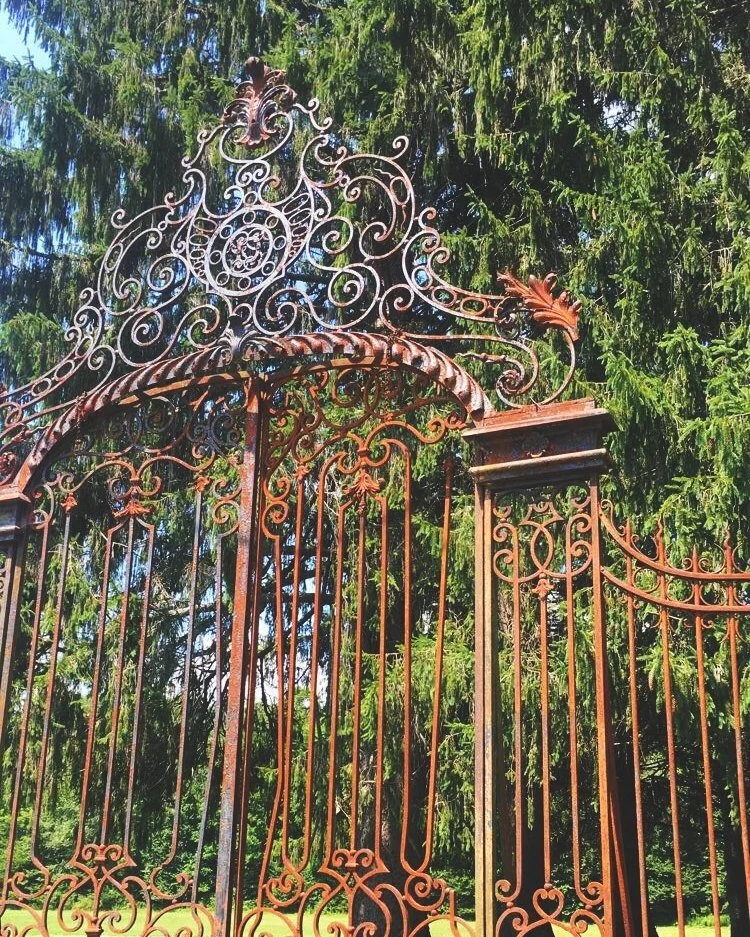 🎃 Fog on the river, whispers in the woods, and stories that refuse to rest…
This Halloween season, we’re uncovering the haunted side of Sullivan County and the surrounding area, from eerie battlegrounds to forgotten hospitals. Would yo