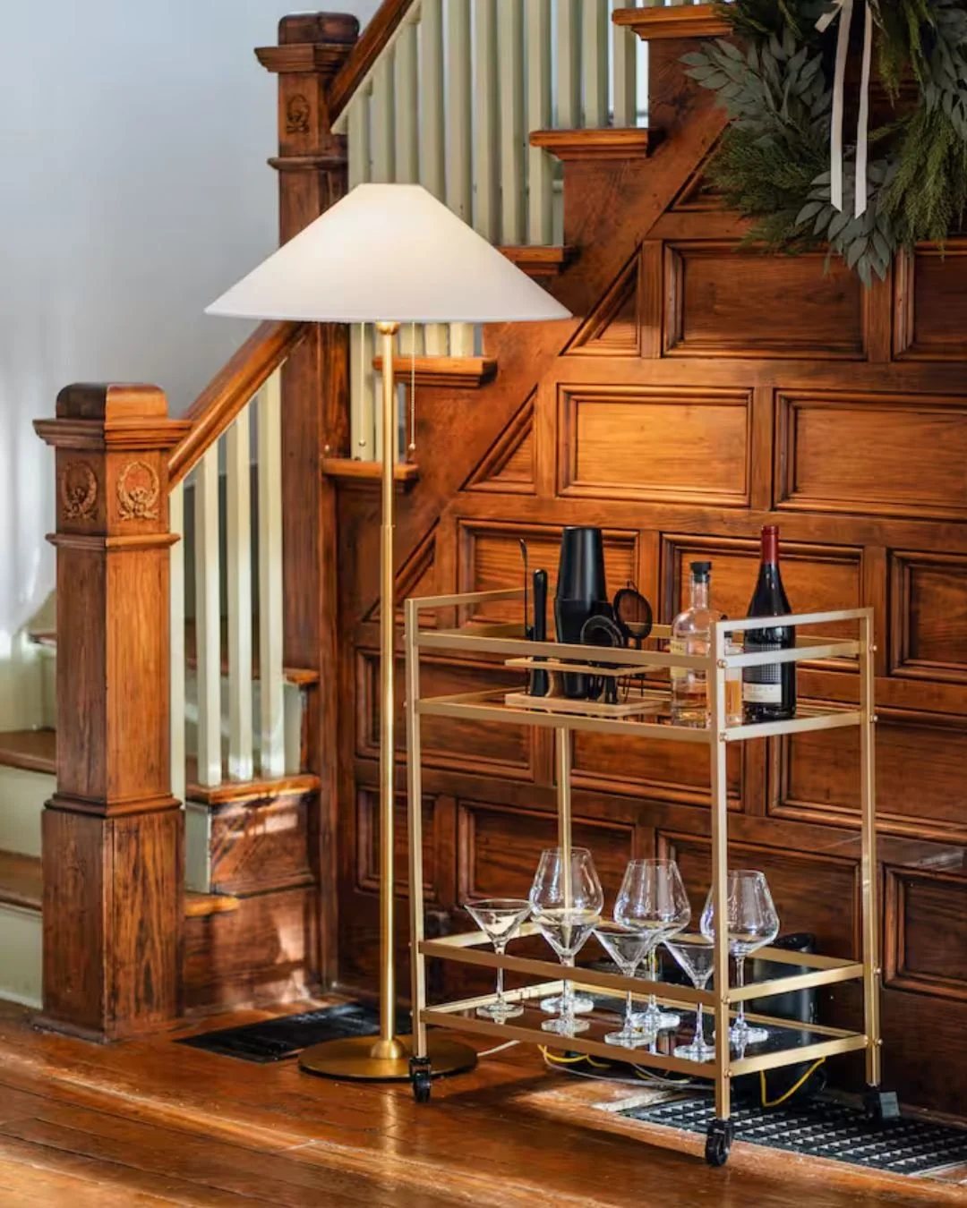 The Swiss Hill Farmhouse 🍂

Experience the beauty of the Catskills this season at this charming 1900s farmhouse in Jeffersonville. With 5 bedrooms, 2 baths, and 3.5 wooded acres to explore, it&rsquo;s the perfect place to unwind, and reconnect ✨

Ch