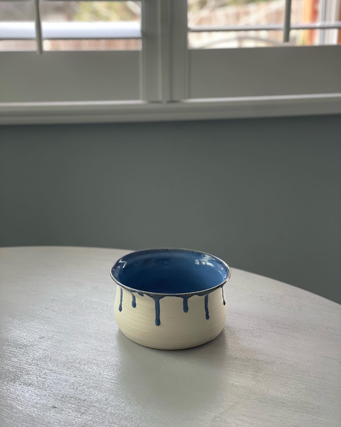 Blue drip bowl