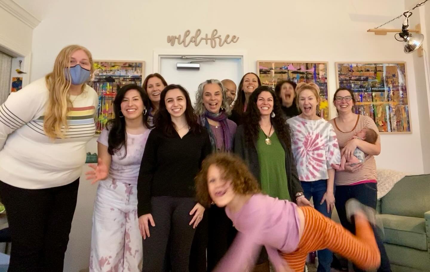 ✨ Honored to hold space for local members of the @projectwritenow team. ✨ Love seeing the partnership that has unfolded over the years. 📝 🎨

#community #support #group #partnership #create #artheals