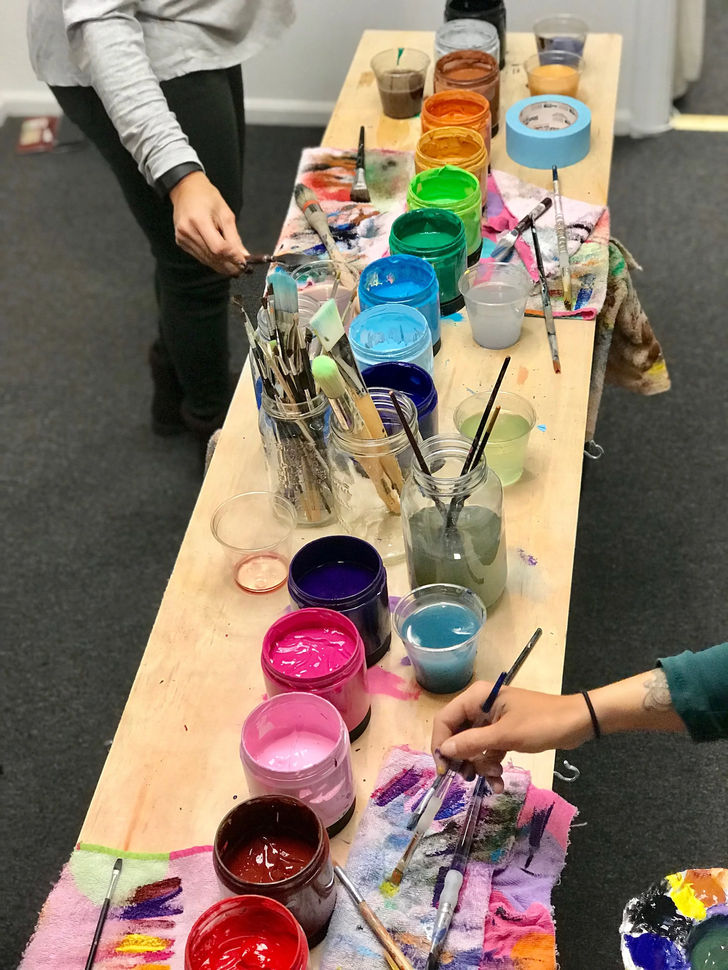 Overcoming the Fear of the Blank Canvas: Finding Courage in In-Person Art Therapy
