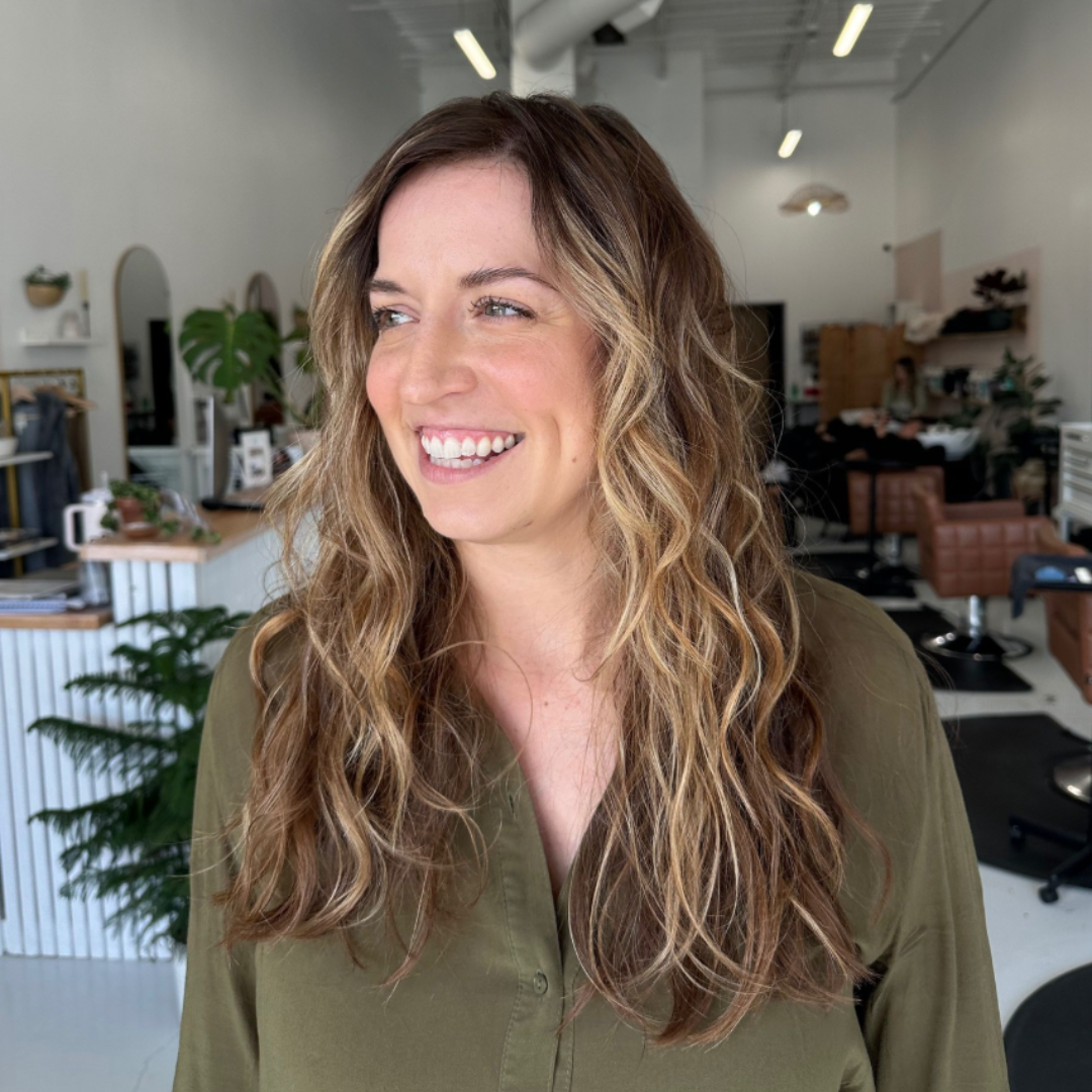 Natural Wavy Hair Cut and Style