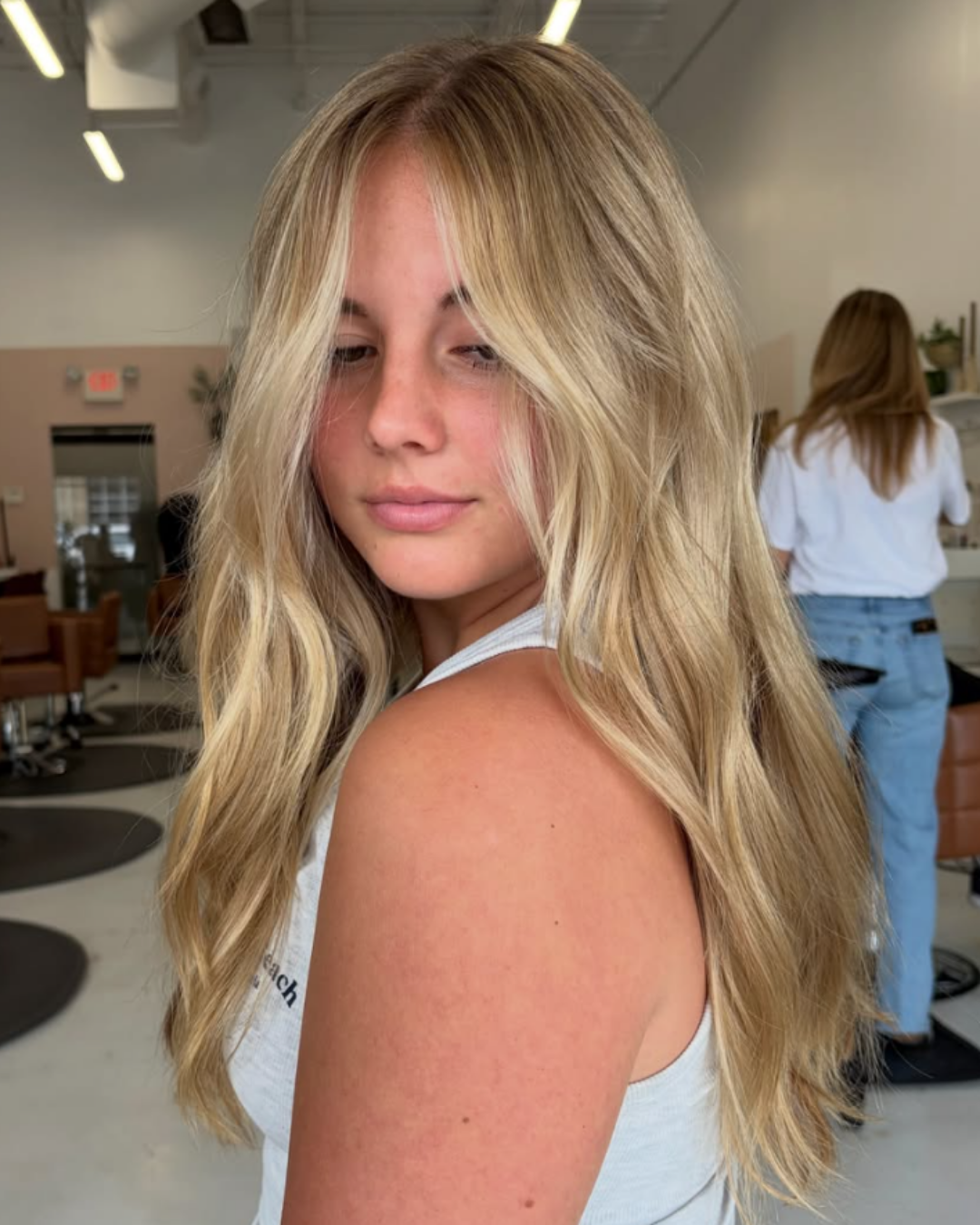 Golden Highlights Blonding Specialist By Me.png