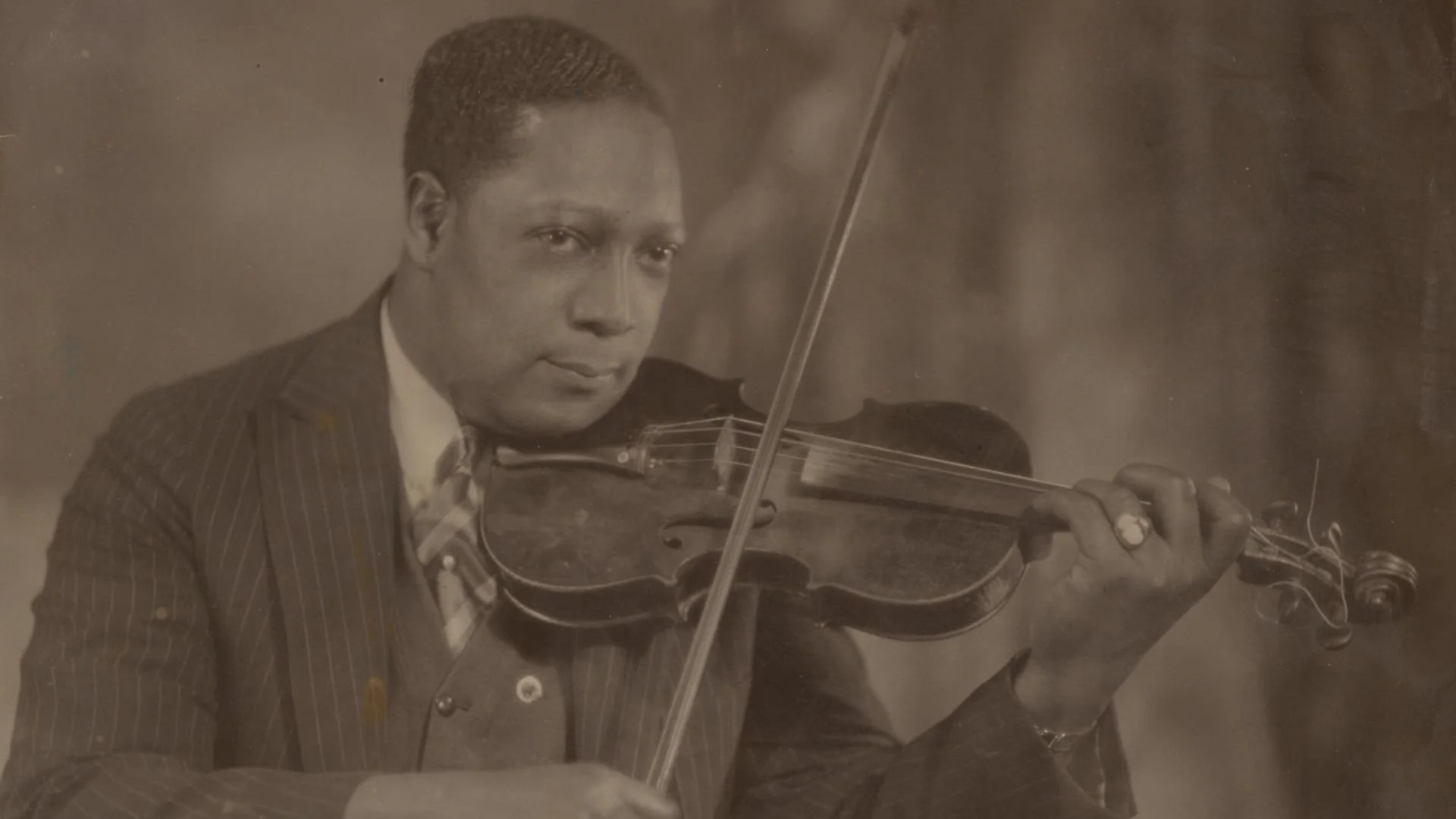 Lenox to Harlem: The Life and Art of James Van Der Zee