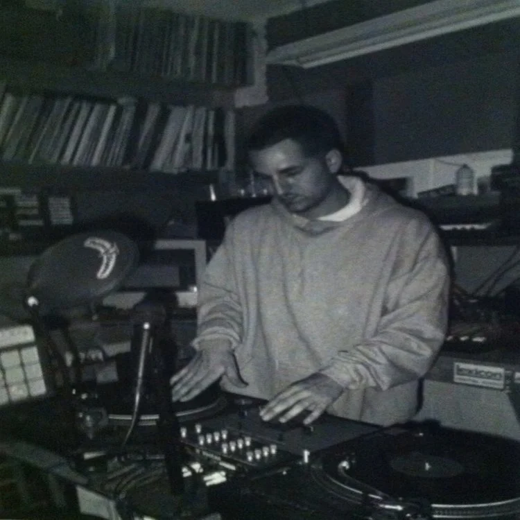 Deejays United Vol 2 - Dj Slique Nov 24, 2003