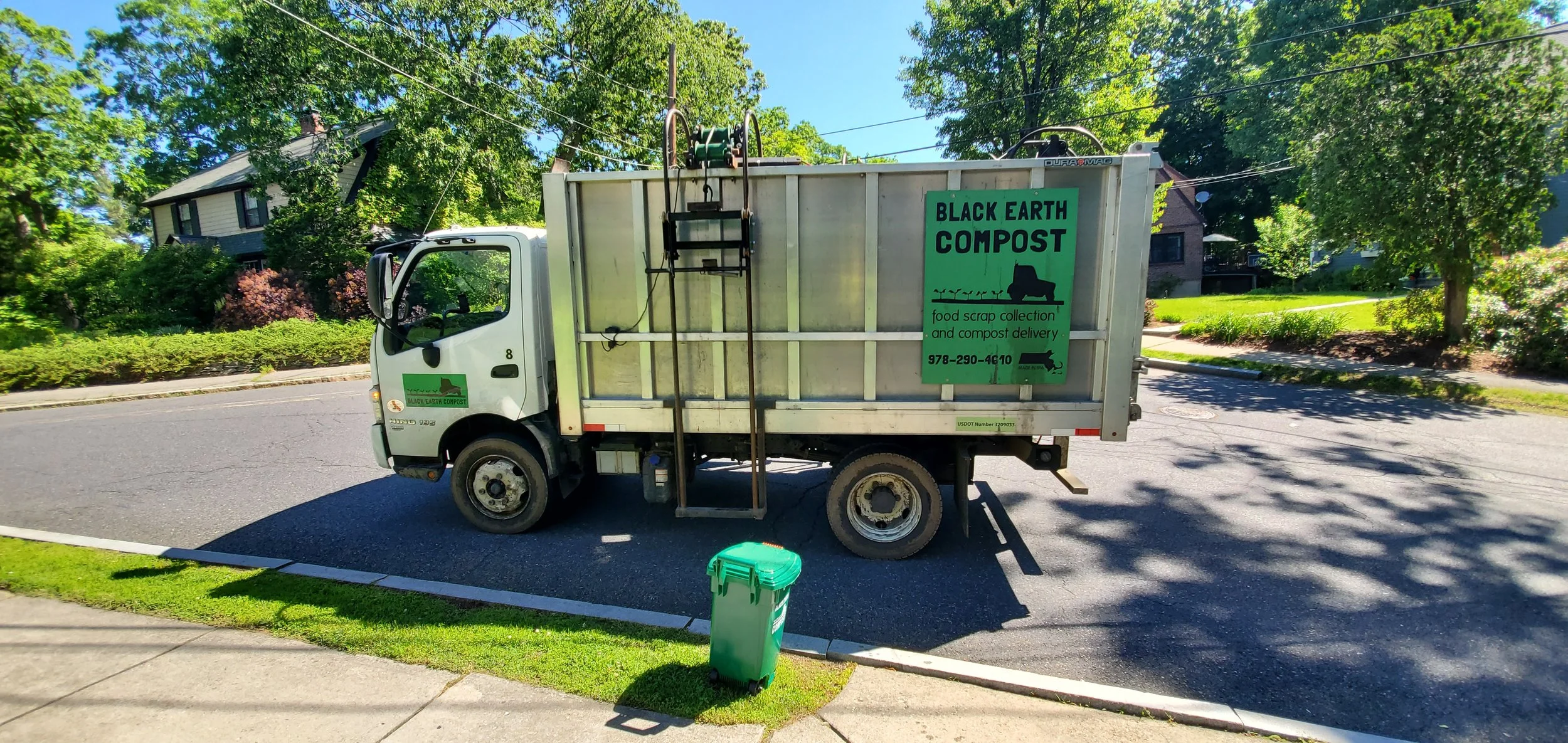 Al Truck with Bin.jpg