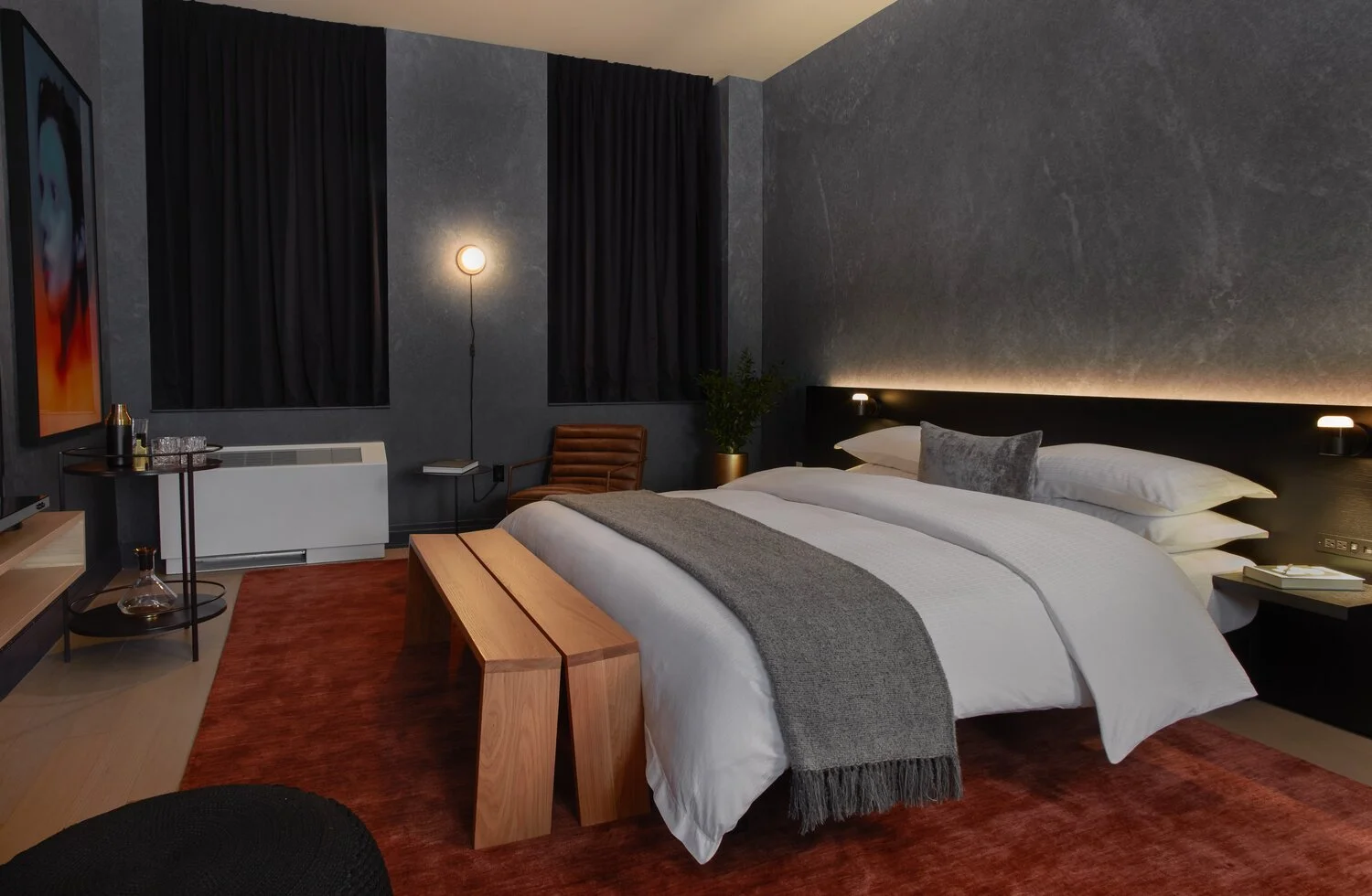 Lyric__70_Pine_NYC_323_Bedroom_King4.jpg