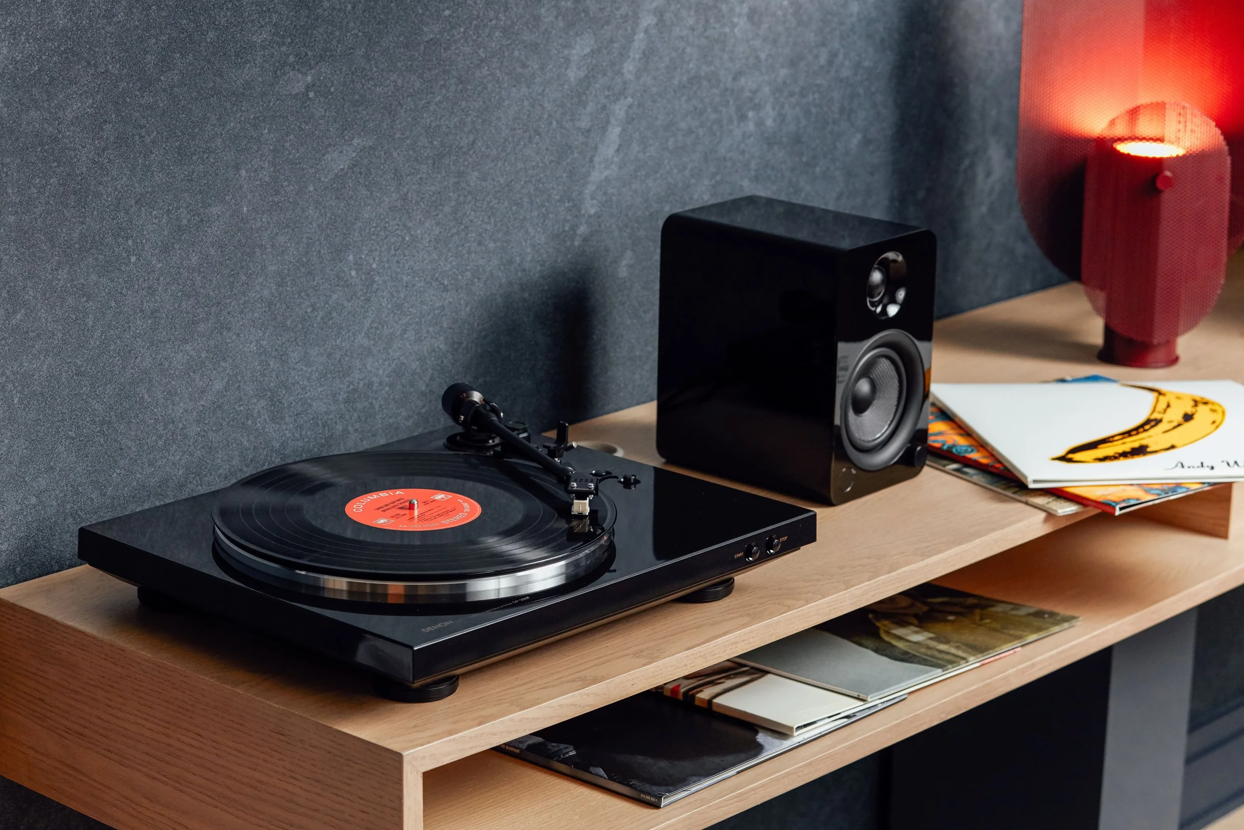 Lyric_70_Pine_NYC_304_RecordPlayer.jpg