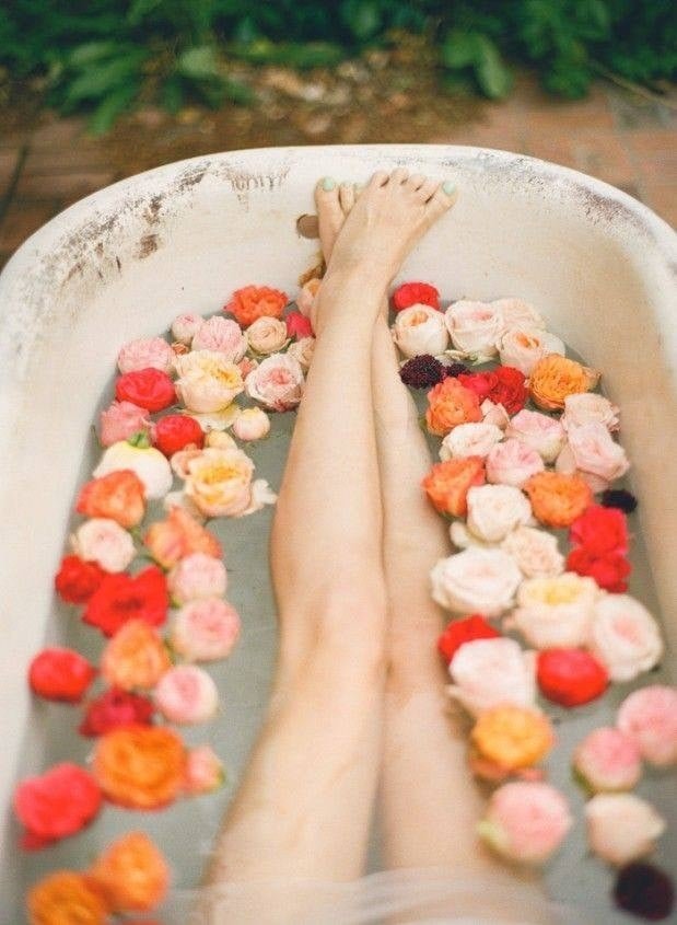 bath tub.jpeg