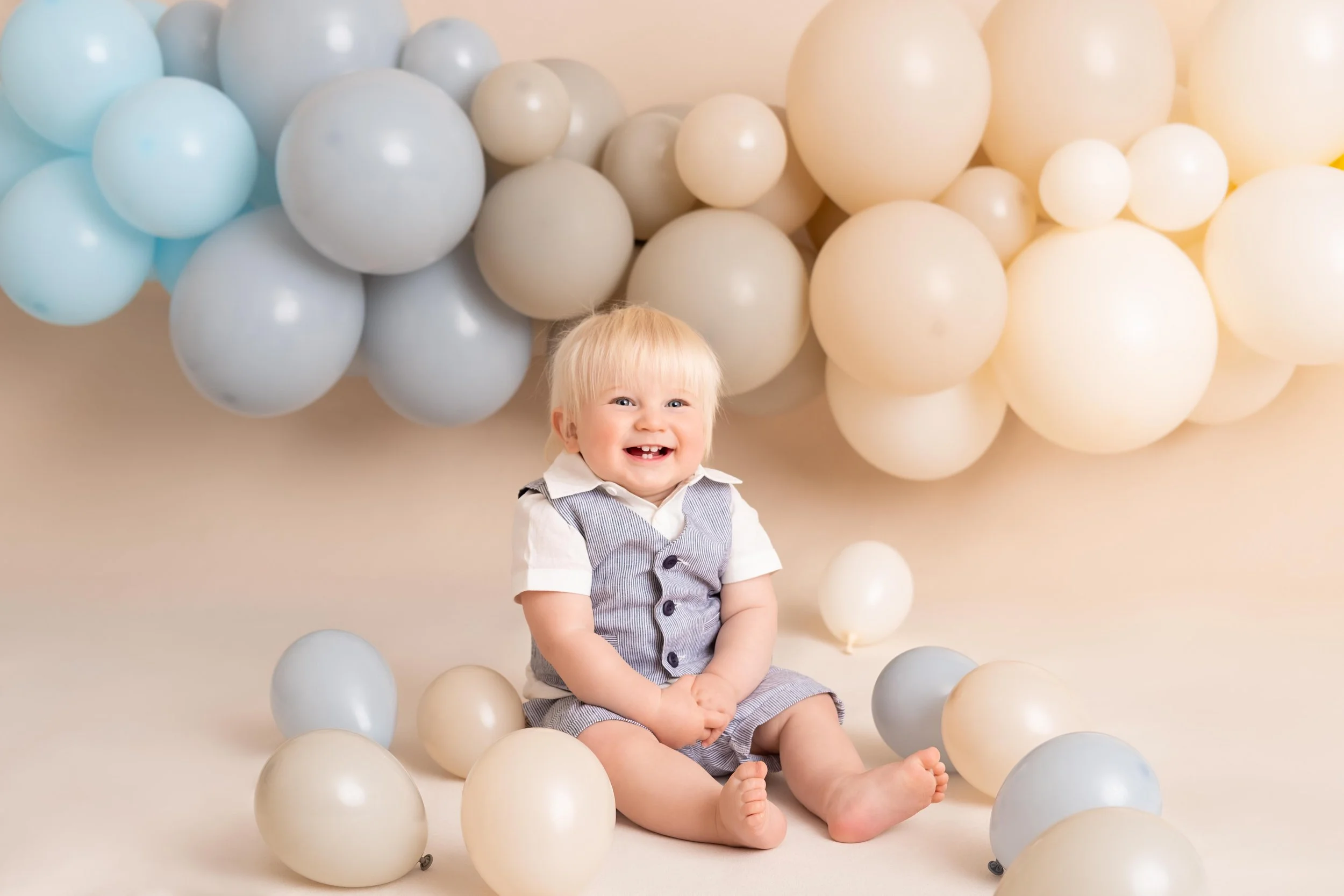 Jesse balloons small-2.jpg