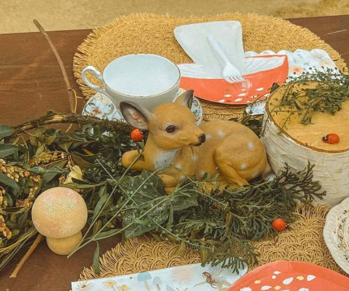 Mini deer statue set (2)