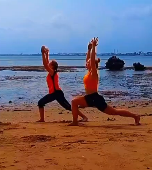 "Une bonne compréhension de ce qu'est entièrement le yoga, du recul sur la pédagogie, une ouverture sur les autres, une meilleure santé" 