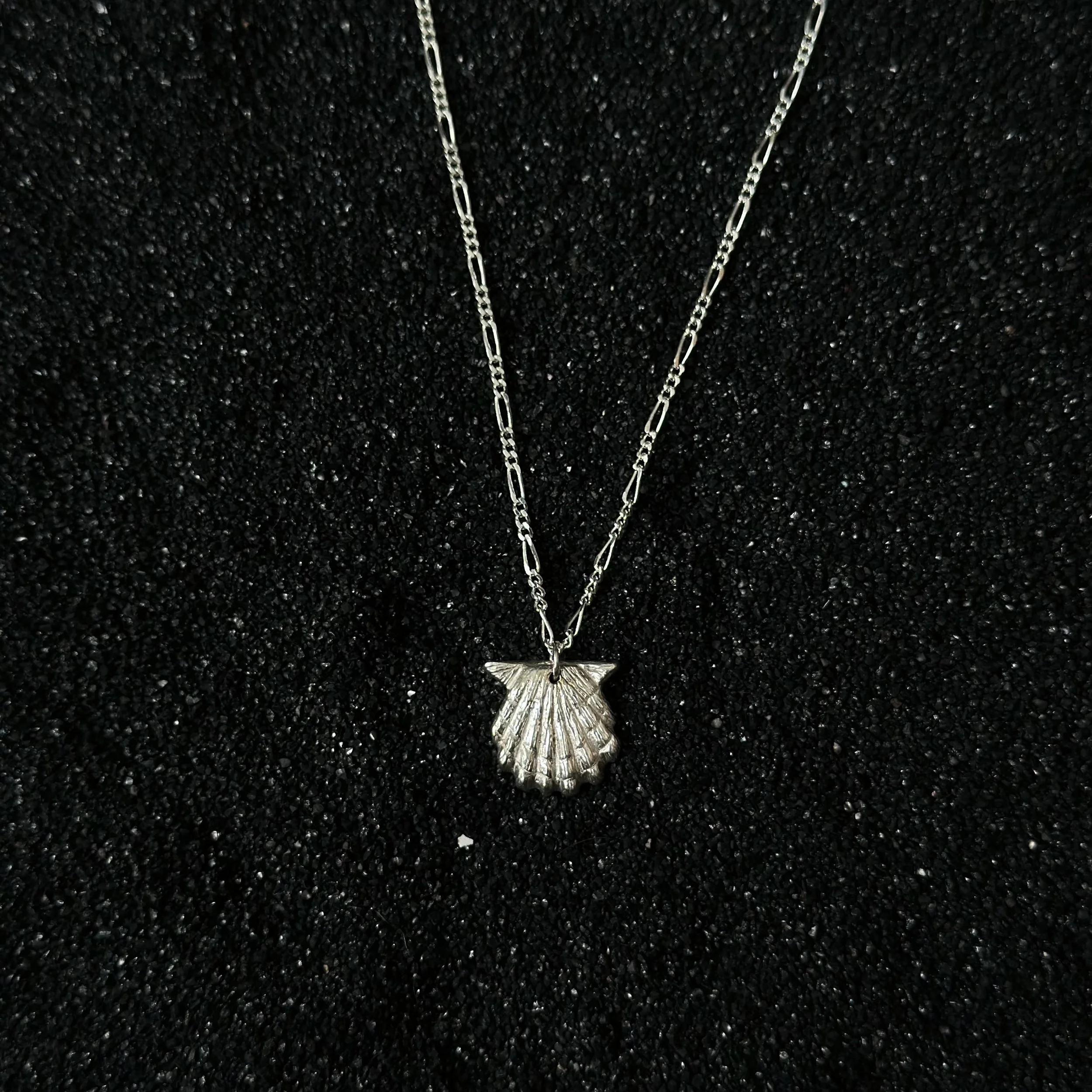 Coquille Necklace