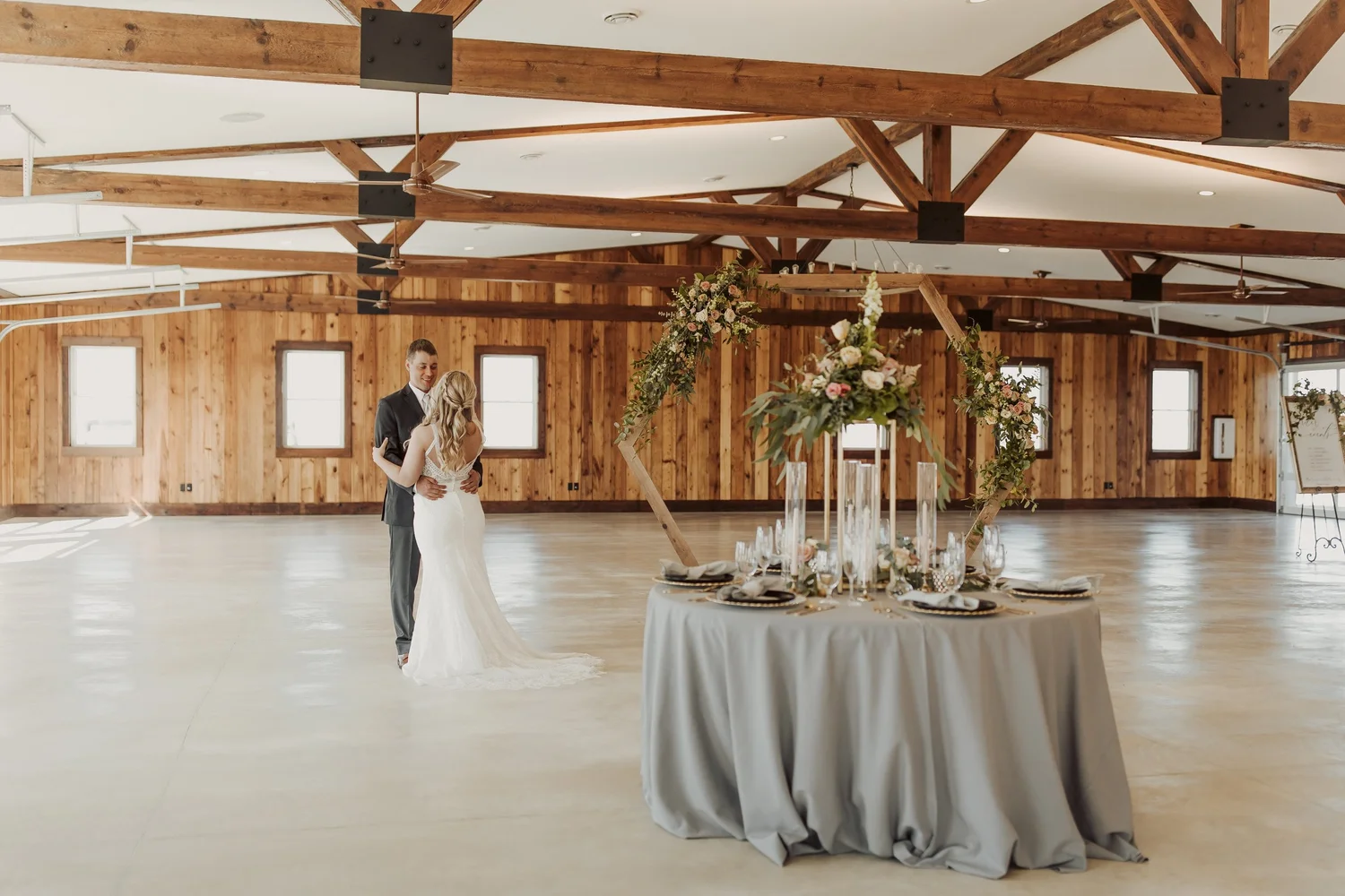 pinter-s-event-center-decorah-iowa-venue-for-weddings-baby-showers