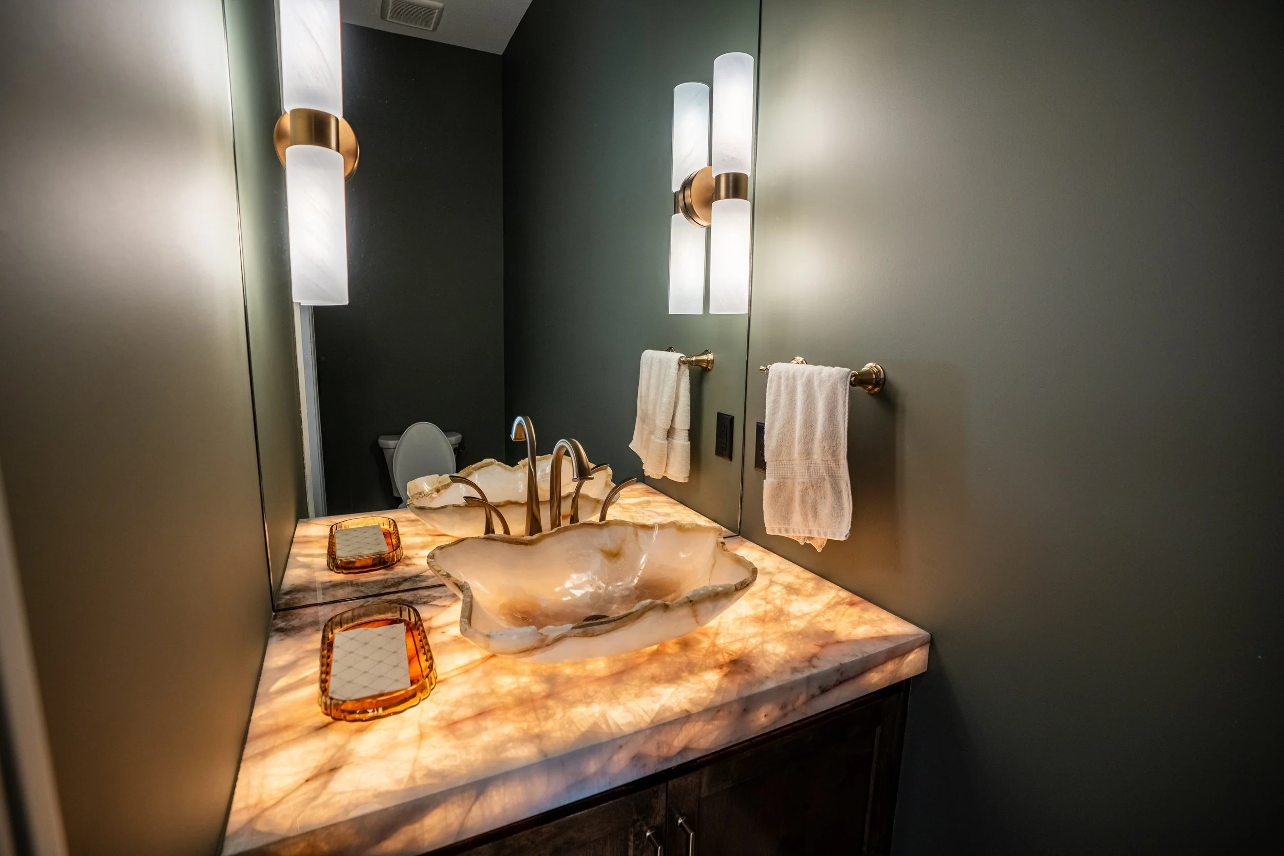 Troys bathroom.jpg