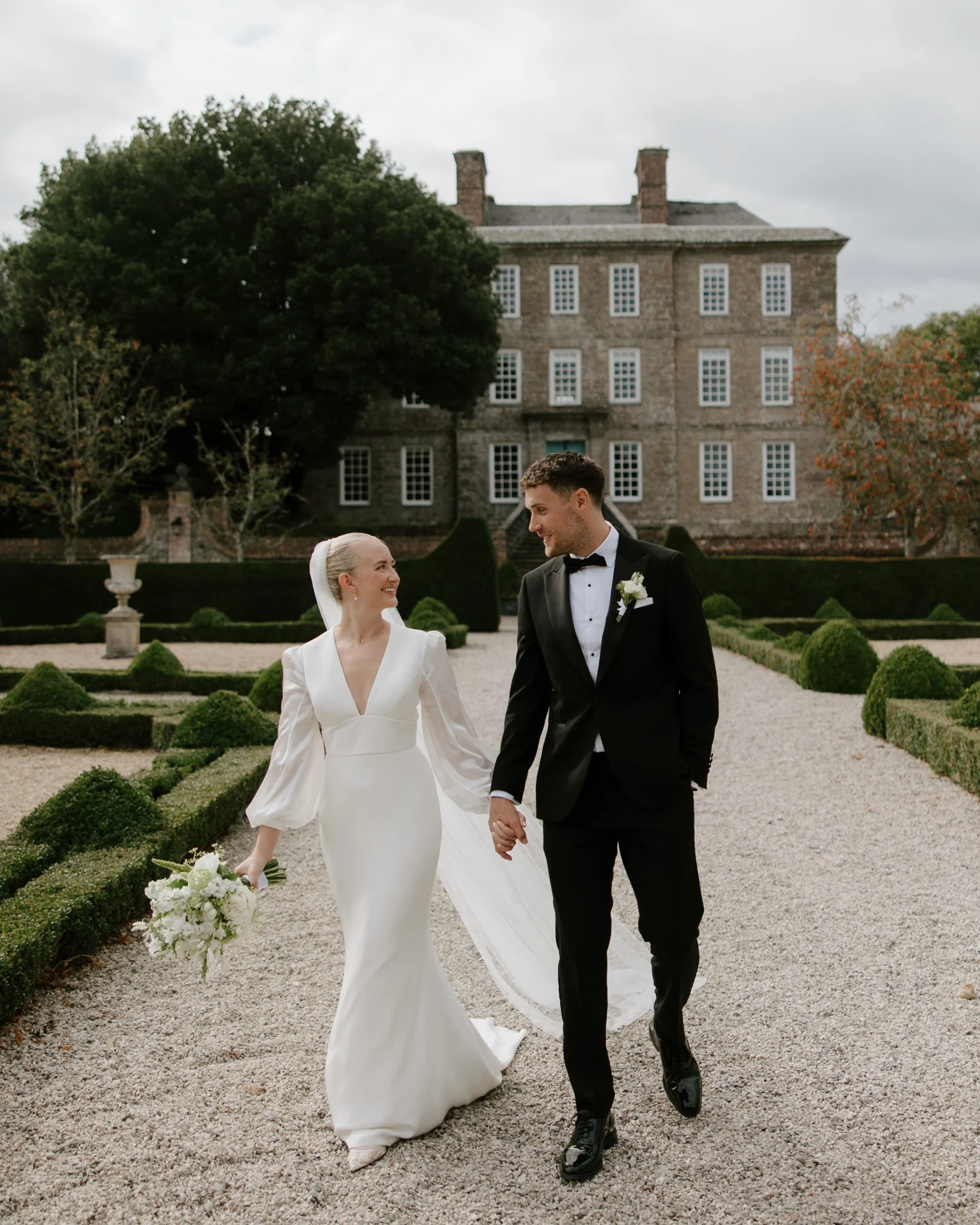 An absolutely incredible day Saturday celebrating Megan &amp; Simon at the stunning Kingston Estate down in Devon. What an atmosphere, from dancing the moment the ceremony ended through to tiramisu and espresso martinis. What a day 🤍

Venue @estatek