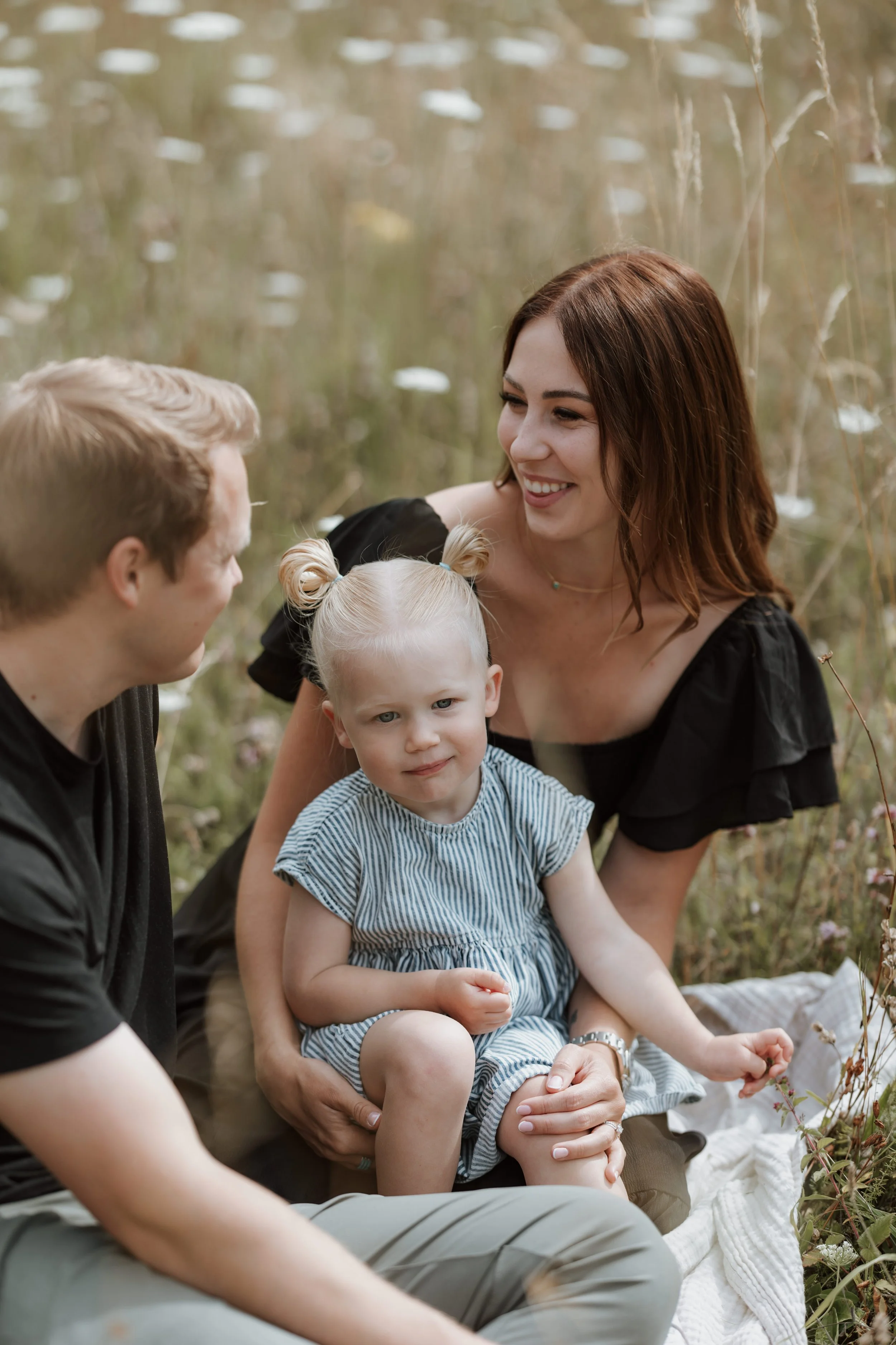 nadinelorettaphotography_maddie-family_031.jpg