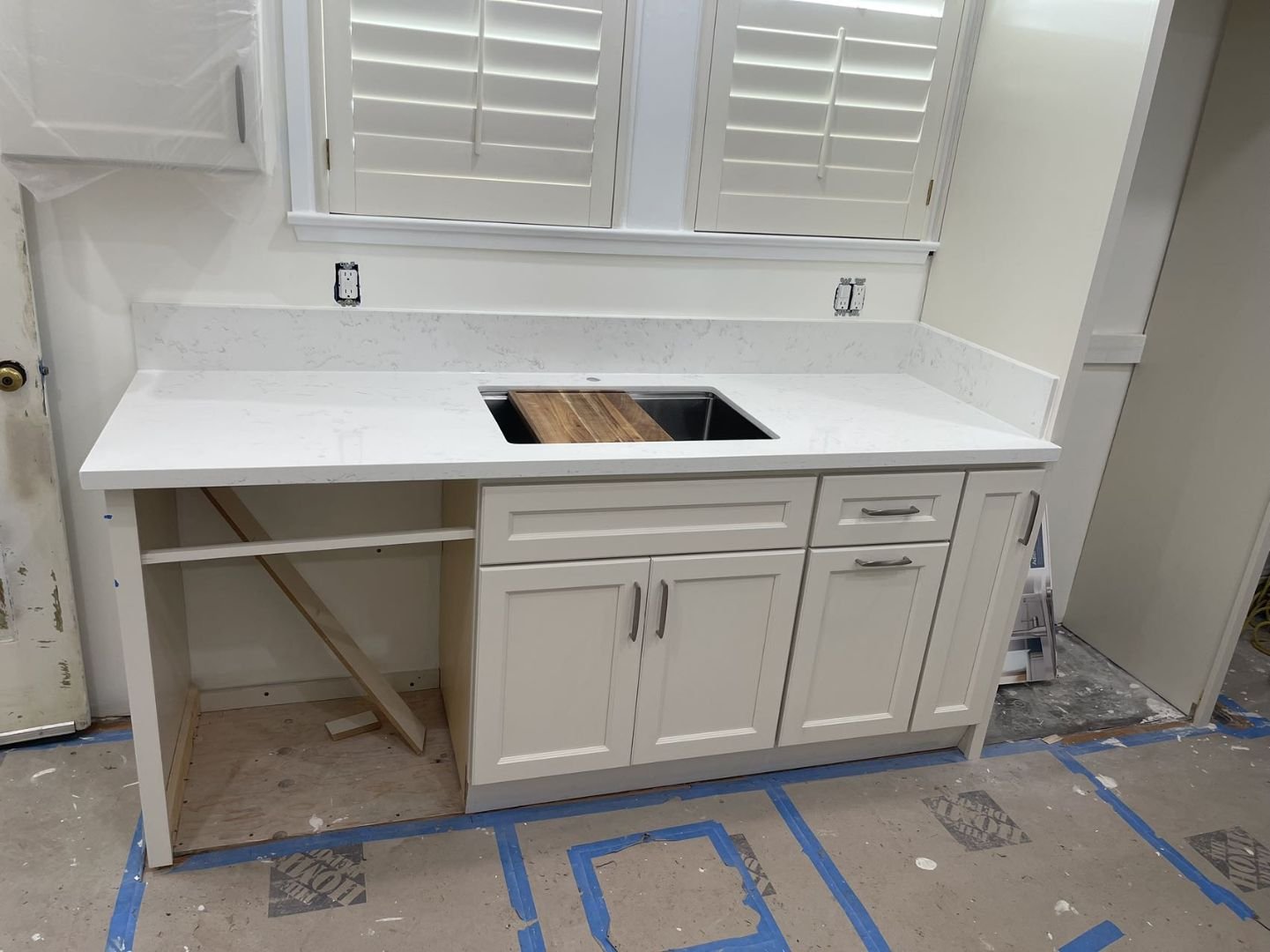 Beige Traditional 