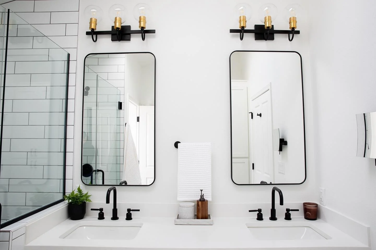 So many incredibly fun projects on the books and a few more to go to close out the year. This master bath left us feeling bright and cheery even as the cold rain sets in! #interiordesign #interiordecorating #interiordesigner #construction #bathroomde