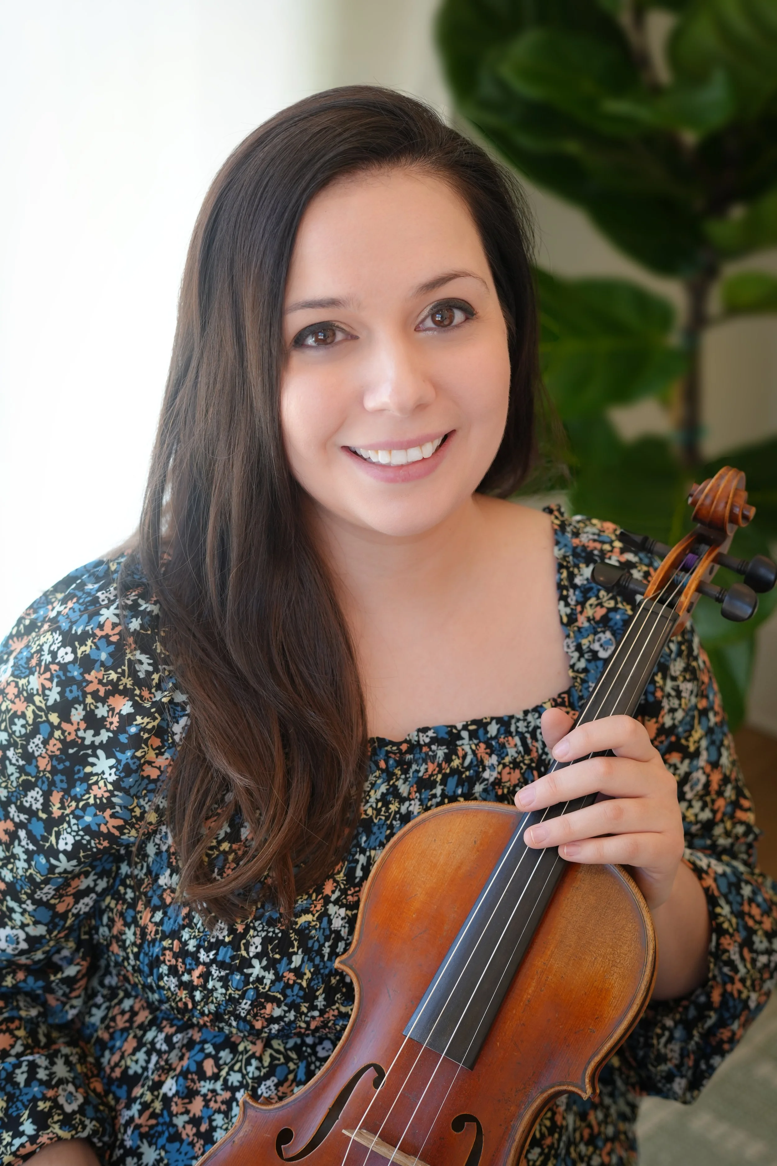 Gaby (Violin), Monday