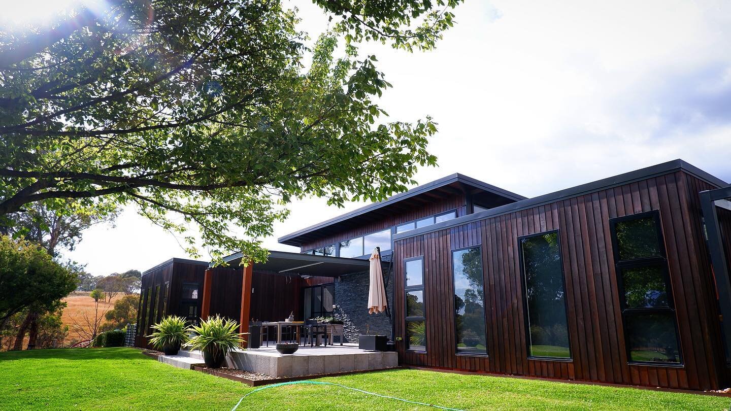 Great week re-staining the timber cladding on this stunning property in Orange @intergrain