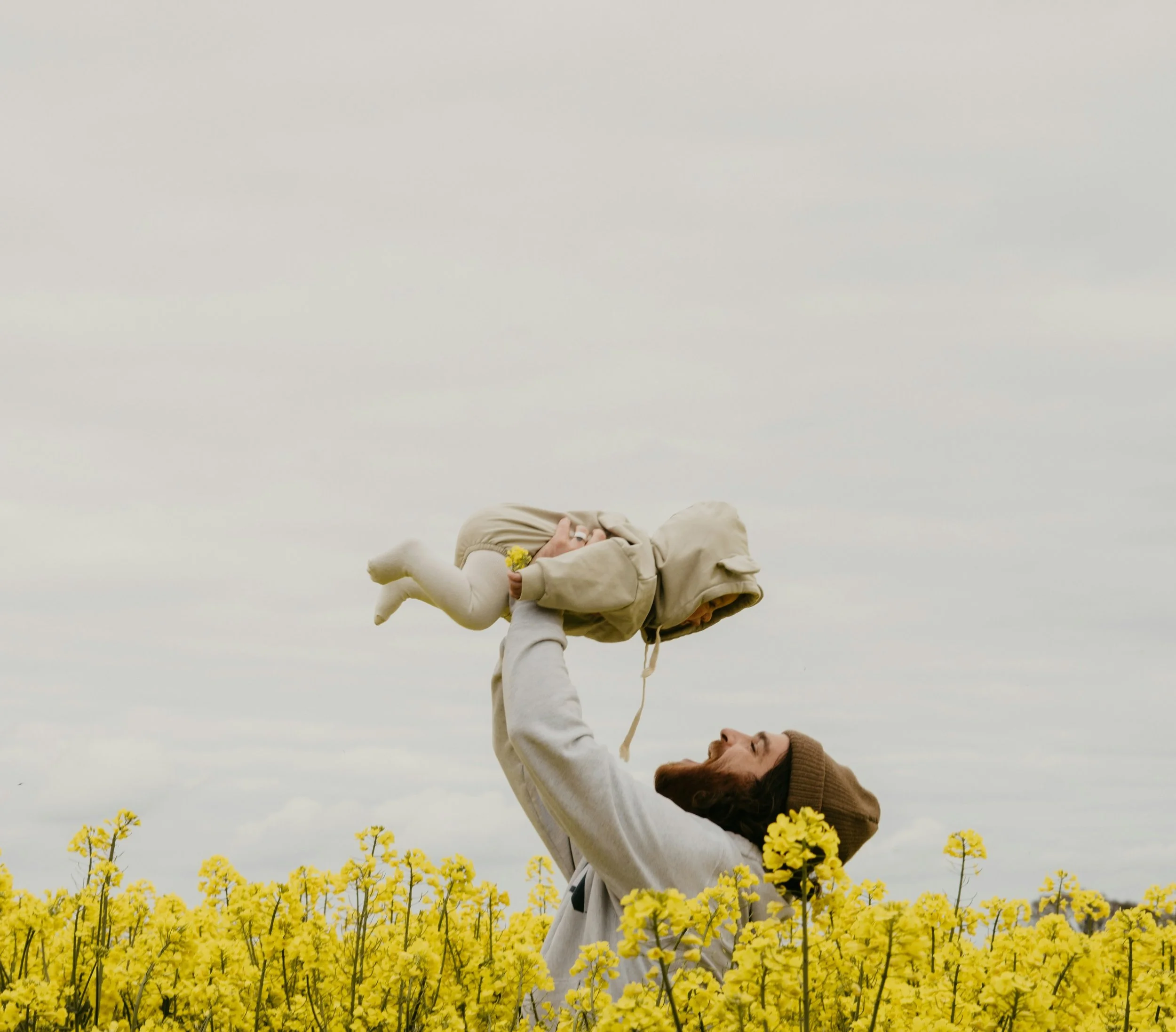 Revision of traditional roles: A multidimensional view of fatherhood
