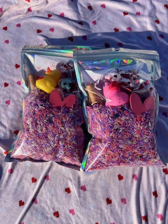 feel the love kit pic 6.jpeg