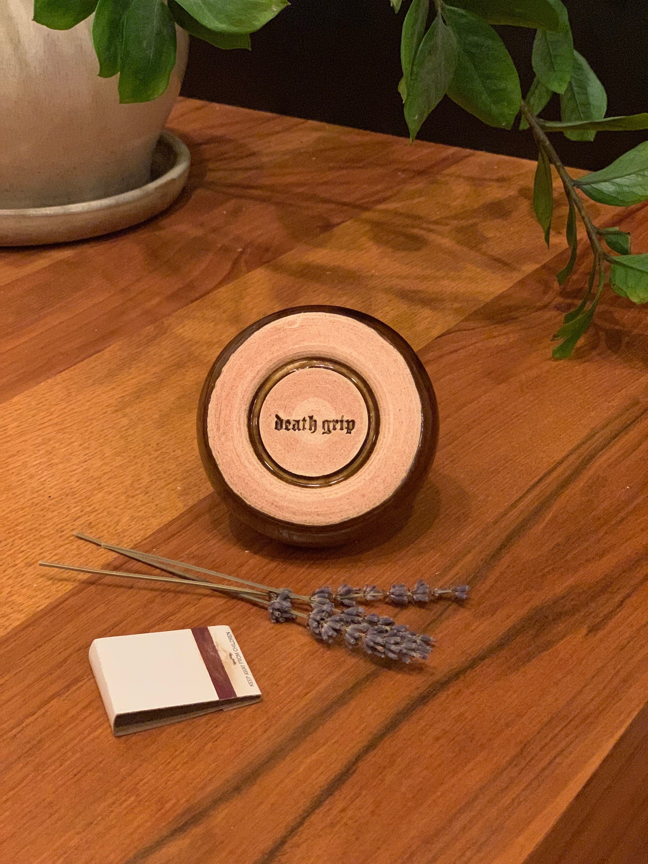 https://i.etsystatic.com/6390278/r/il/b3e25b/3076086703/il_fullxfull.3076086703_hurg.jpg