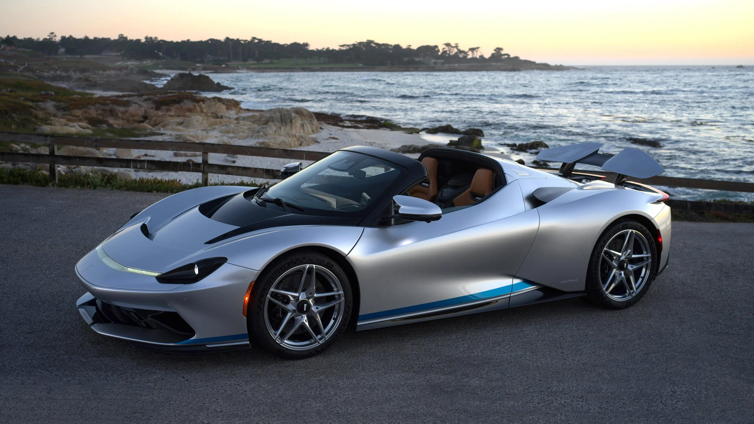 Pininfarina_Battista_Targa_01-min.jpg