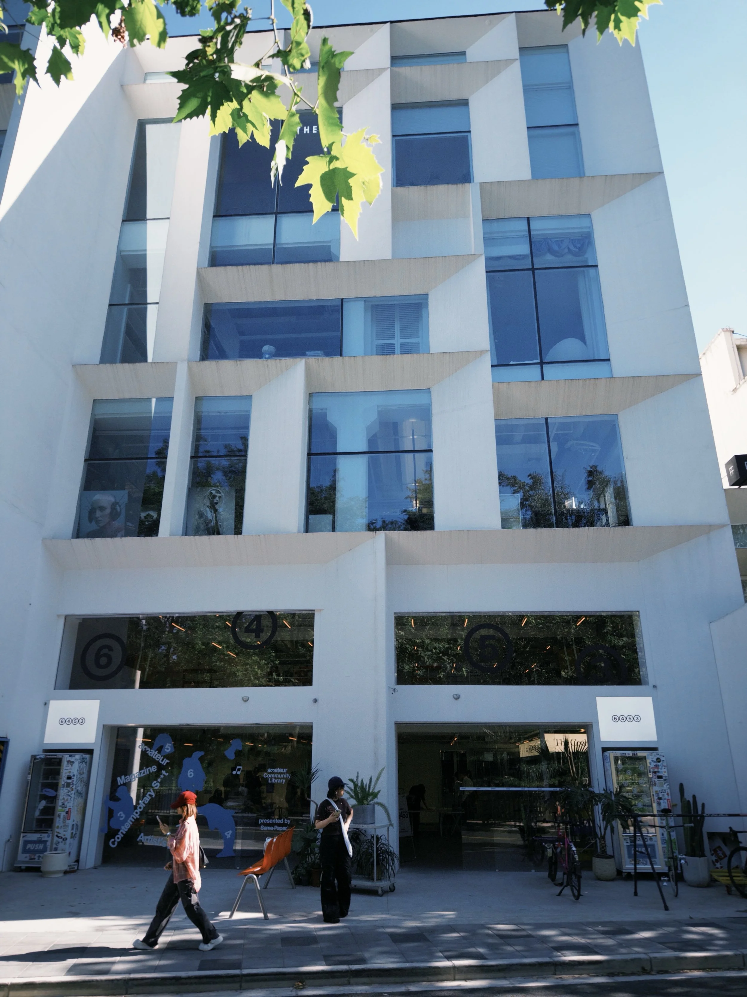 ⑥④⑤③

#zines #books #communitylibrary #summering #citystroll