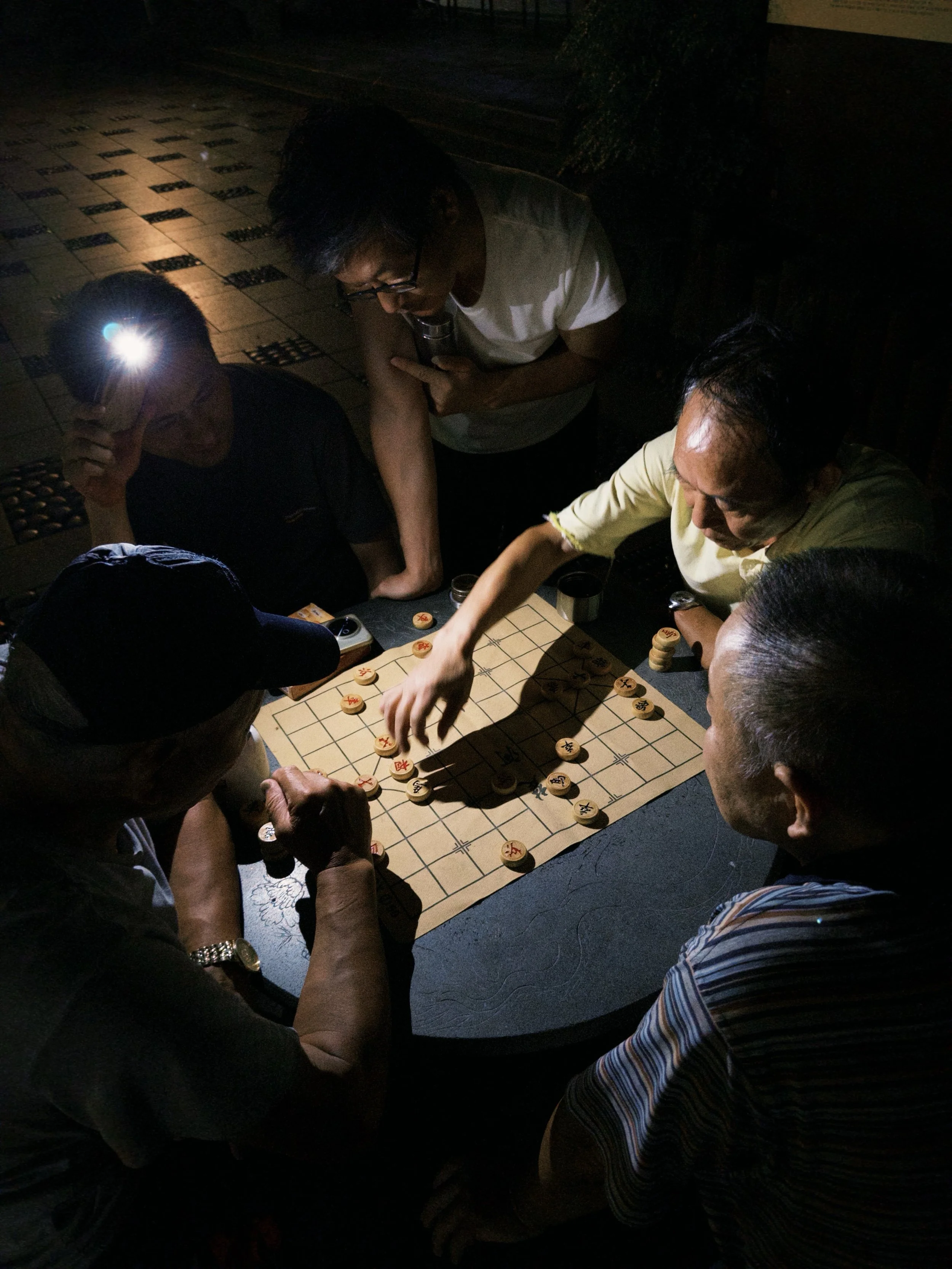Game on.

#chessinthepark #afterdark #citystroll
