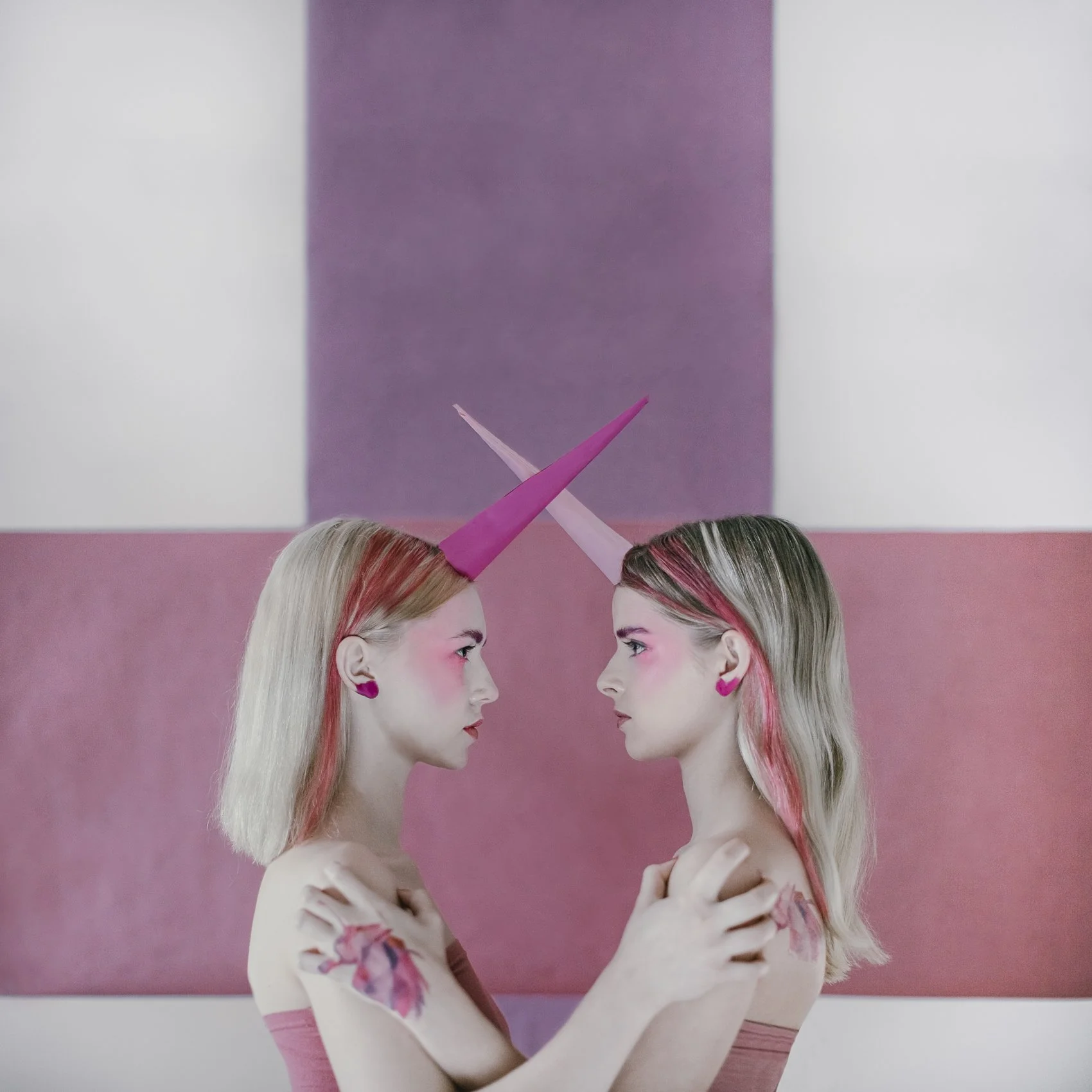  
 Title: 
 
I Know You 
 Story & Message:   
On nights like these we feel that everything is okay - that we are okay. Everything we need is right there in front of us. Ears that understand every word we speak, someone who is picking up what we are p