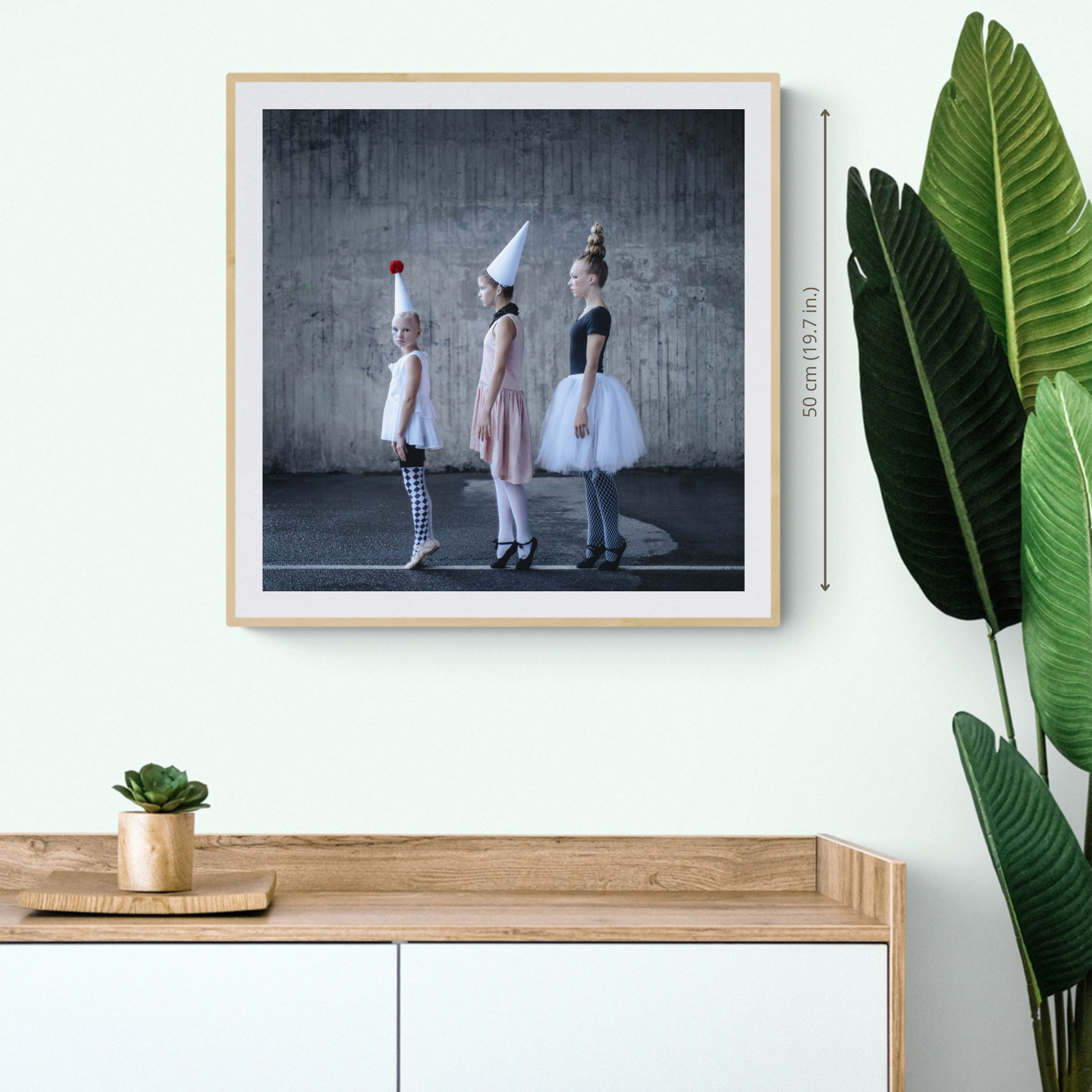 dasha pears_Line_room view_50.png