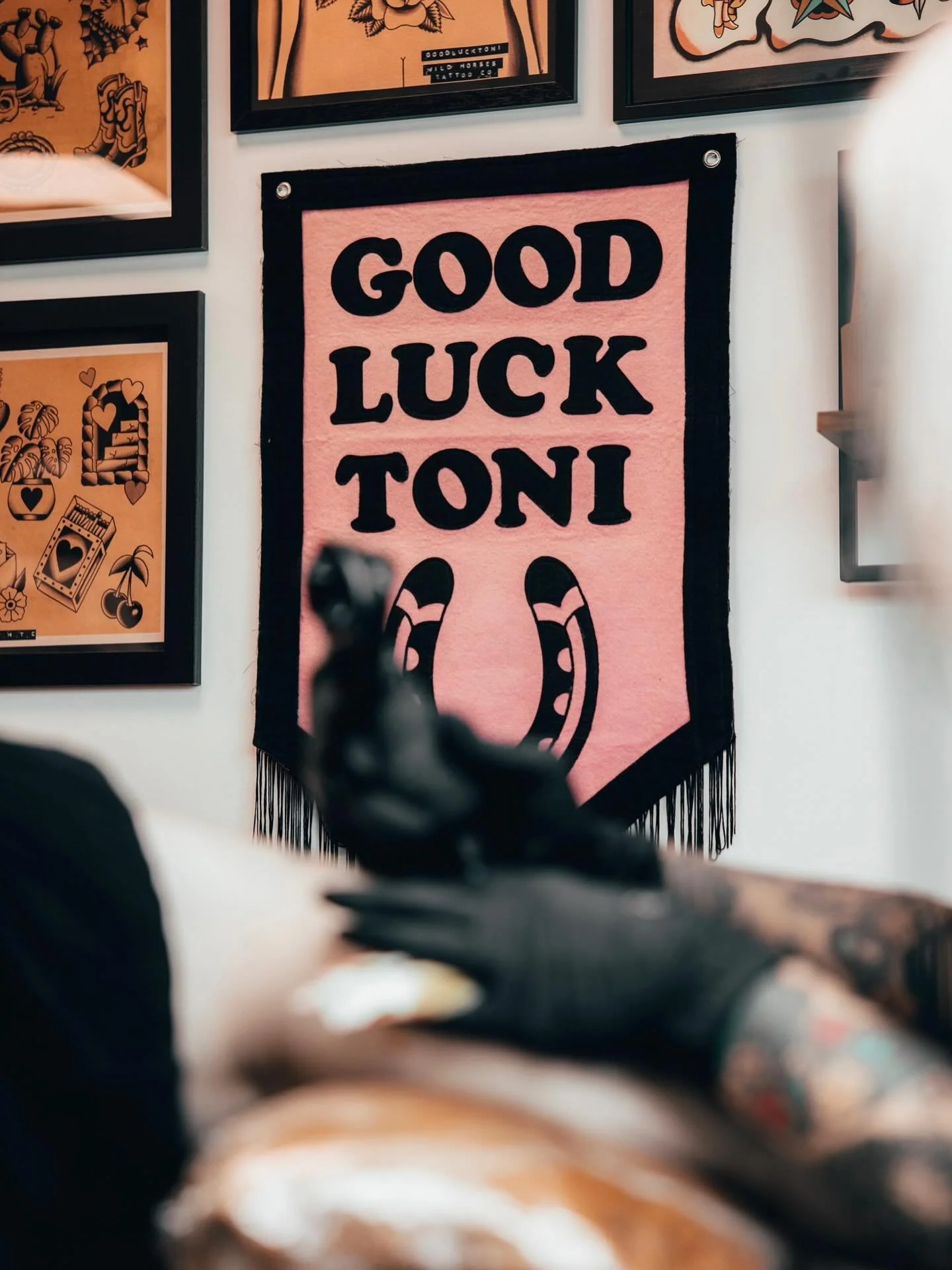 ⭐️ @goodlucktoni ⭐️

Toni has a couple of spaces left in September and is also booking for October, so if you&rsquo;re interested in getting tattooed by her then get in touch! 🍂✨

Send @goodlucktoni a DM or email goodlucktoni@hotmail.com to discuss 