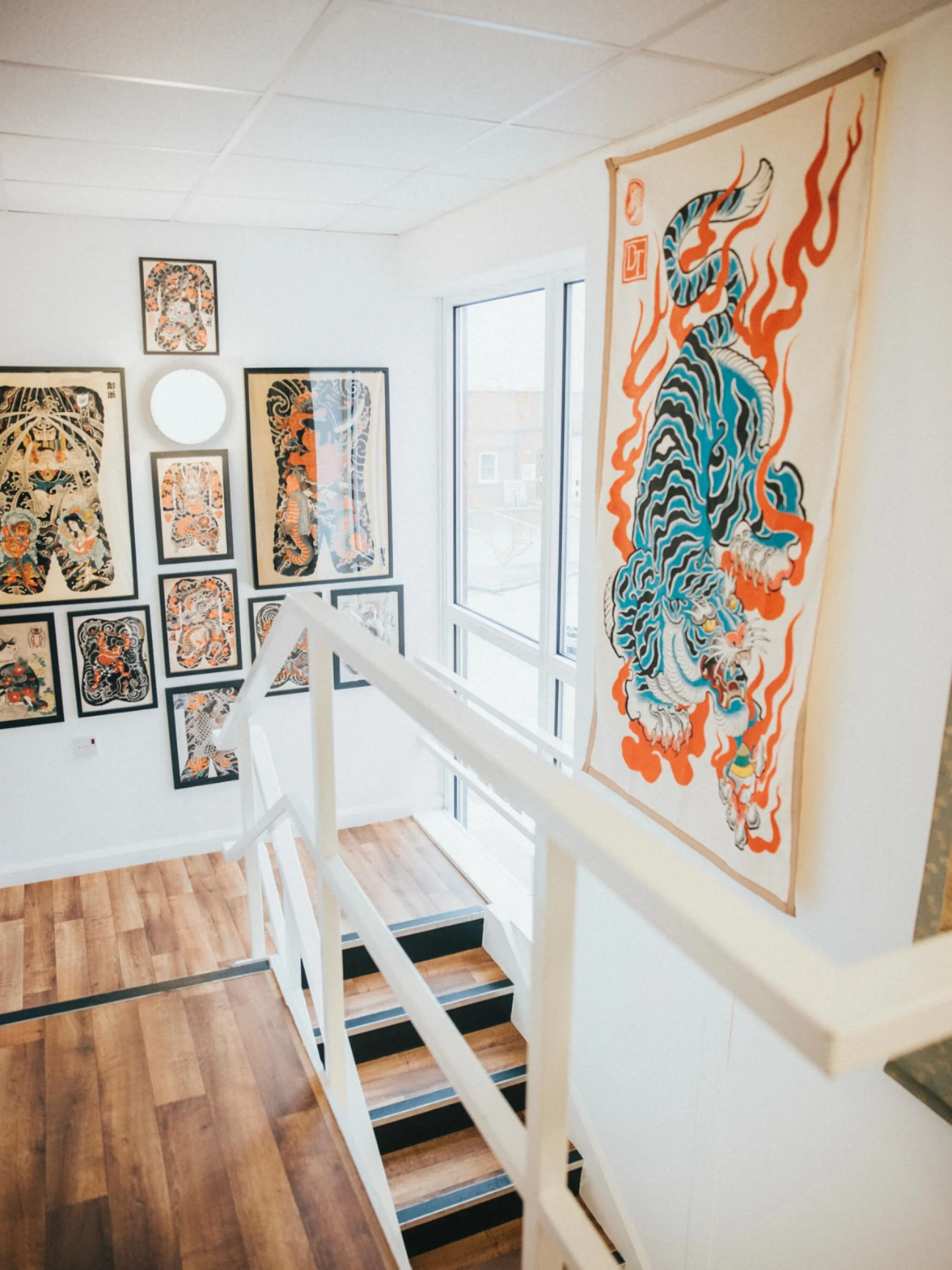 🐅 Great shot of our hallway - By @benjofbagend 

⭐️ Wild Horses Tattoo Co. is an appointment only tattoo studio on the Wirral ⭐️

We&rsquo;re situated at Woodside Business Park, Birkenhead and we&rsquo;re only a few minutes&rsquo; walk from Hamilton