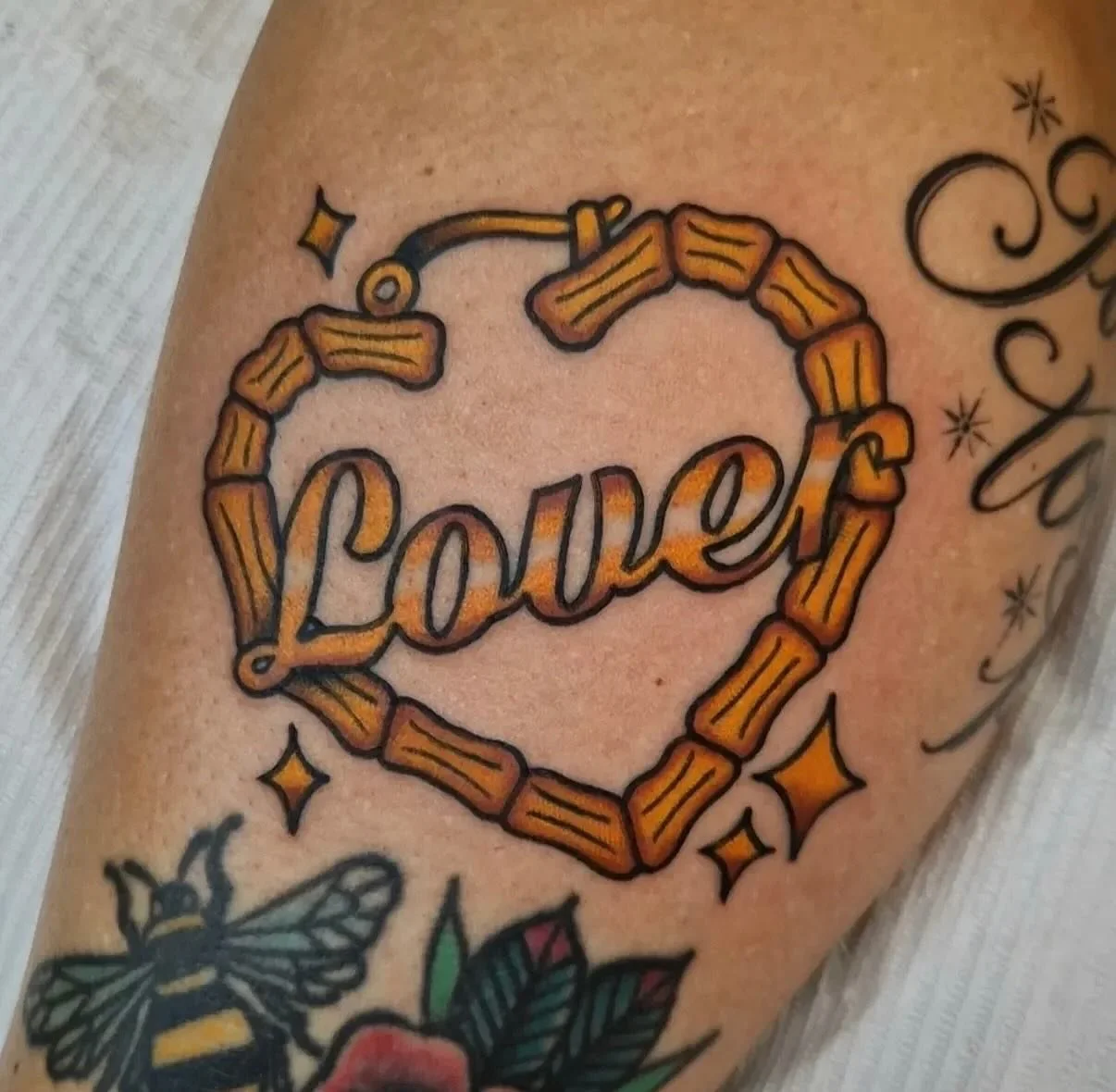 Fun one! 💛 - Done by @goodlucktoni 

📍@wildhorsestattooco Wirral, UK
.
.
.
#wildhorsestattooco #traditionaltattoo #uktattoo #uktattooartists #tattoostudio uktattoostudio wirral wirraltattoo liverpooltattoo birkenheadtattoo manchestertattoo chestert