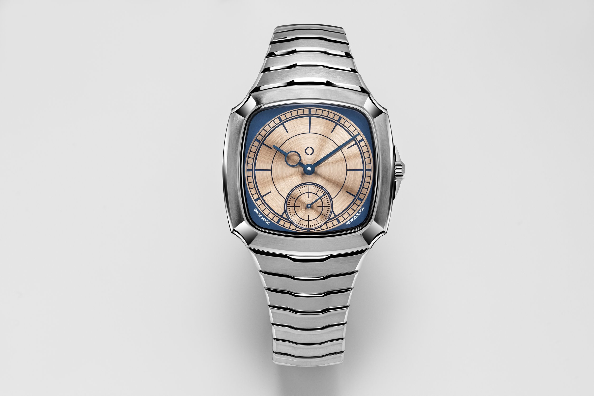 AMR_soldat_grey copy.jpg