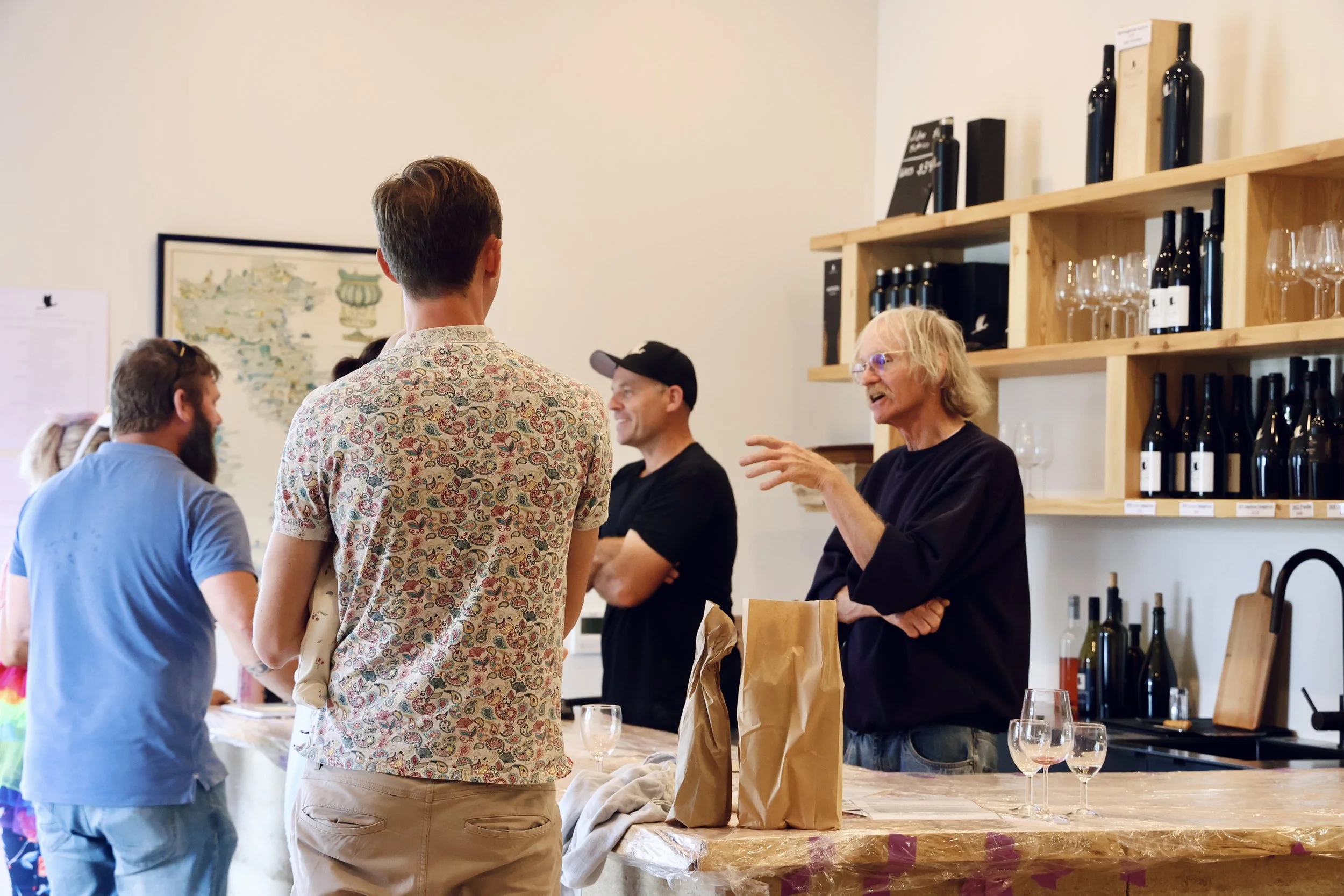 Meet three generations of family at our Matakana tasting room and vineyard.