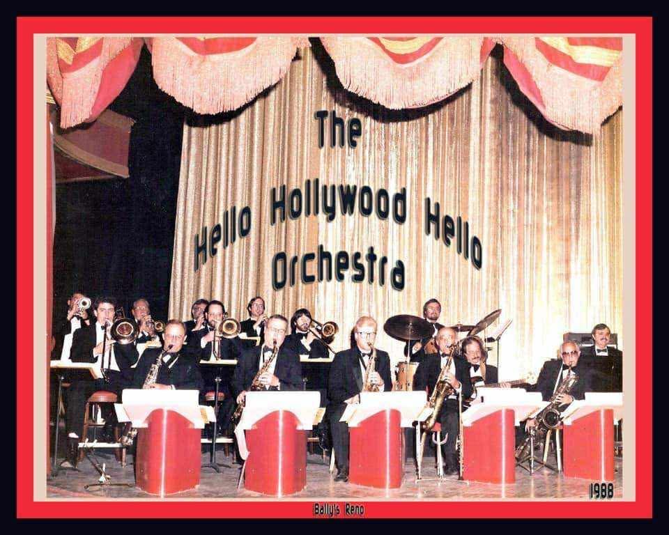 Episode 215: Where Did They Hide the Musicians?