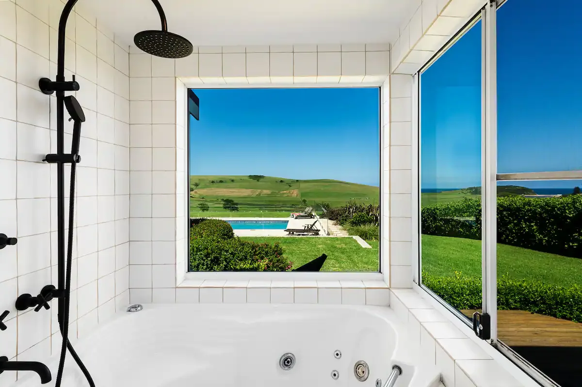 Farmhouse Master Suite 1 Ensuite