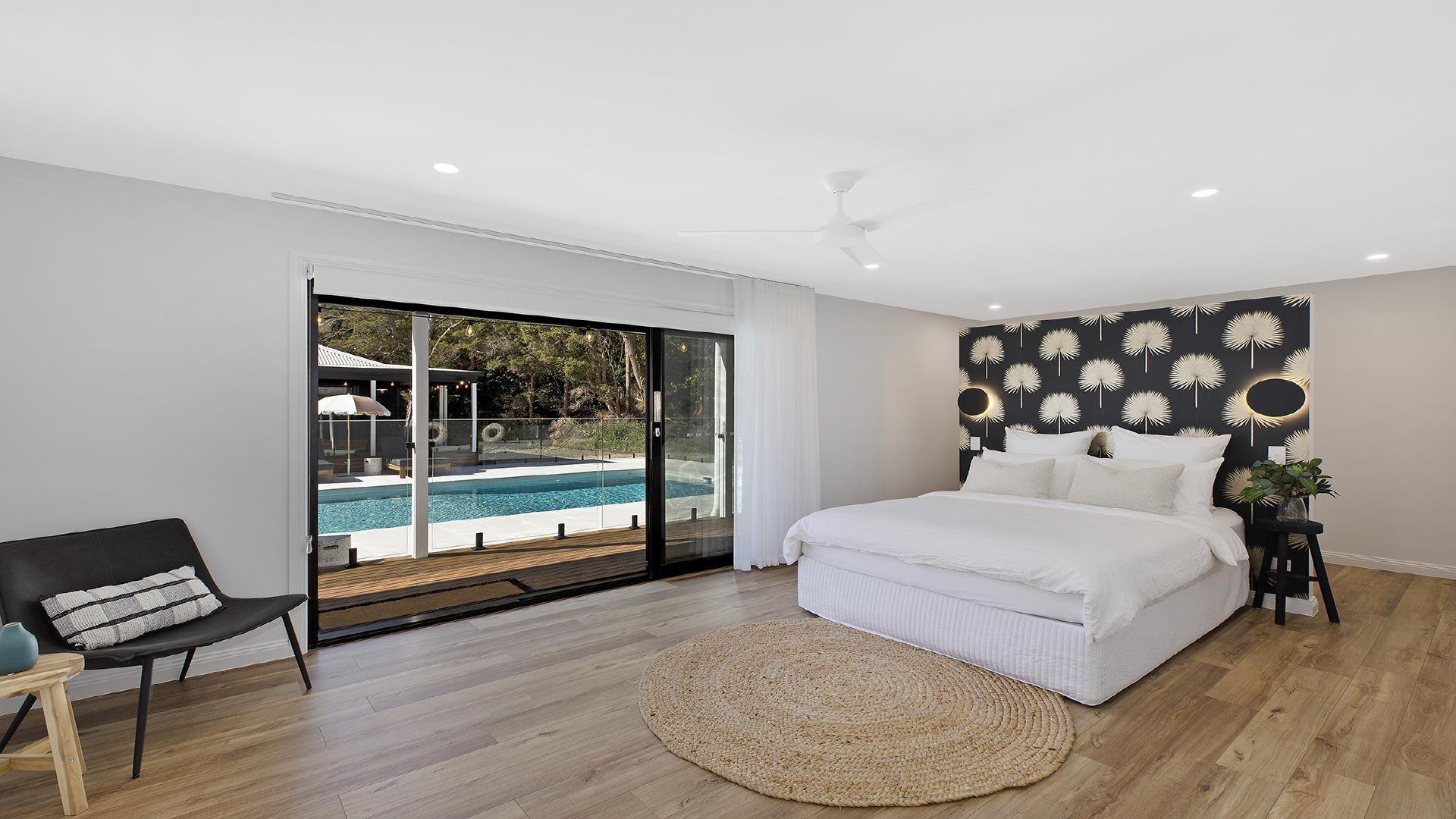 Luxe Queen Room 2