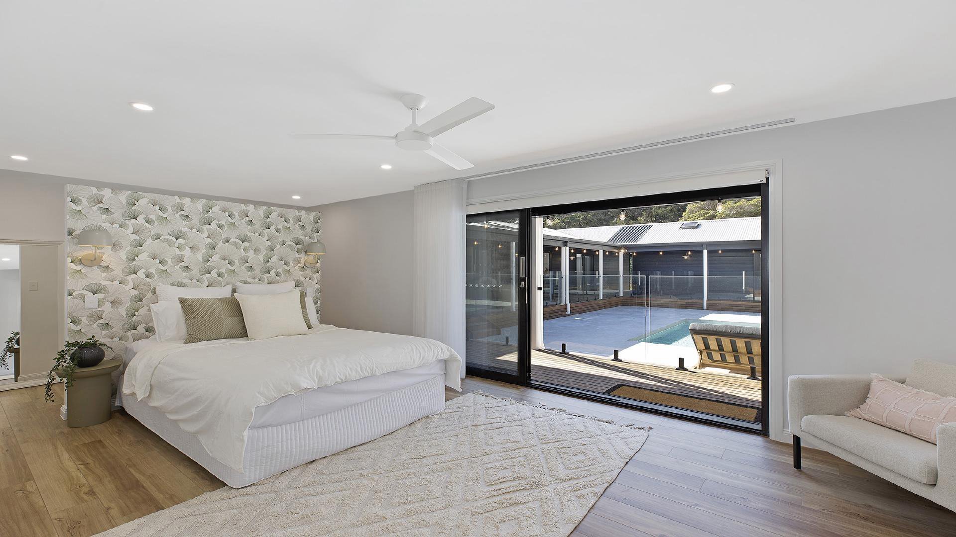 Luxe Queen Room 1