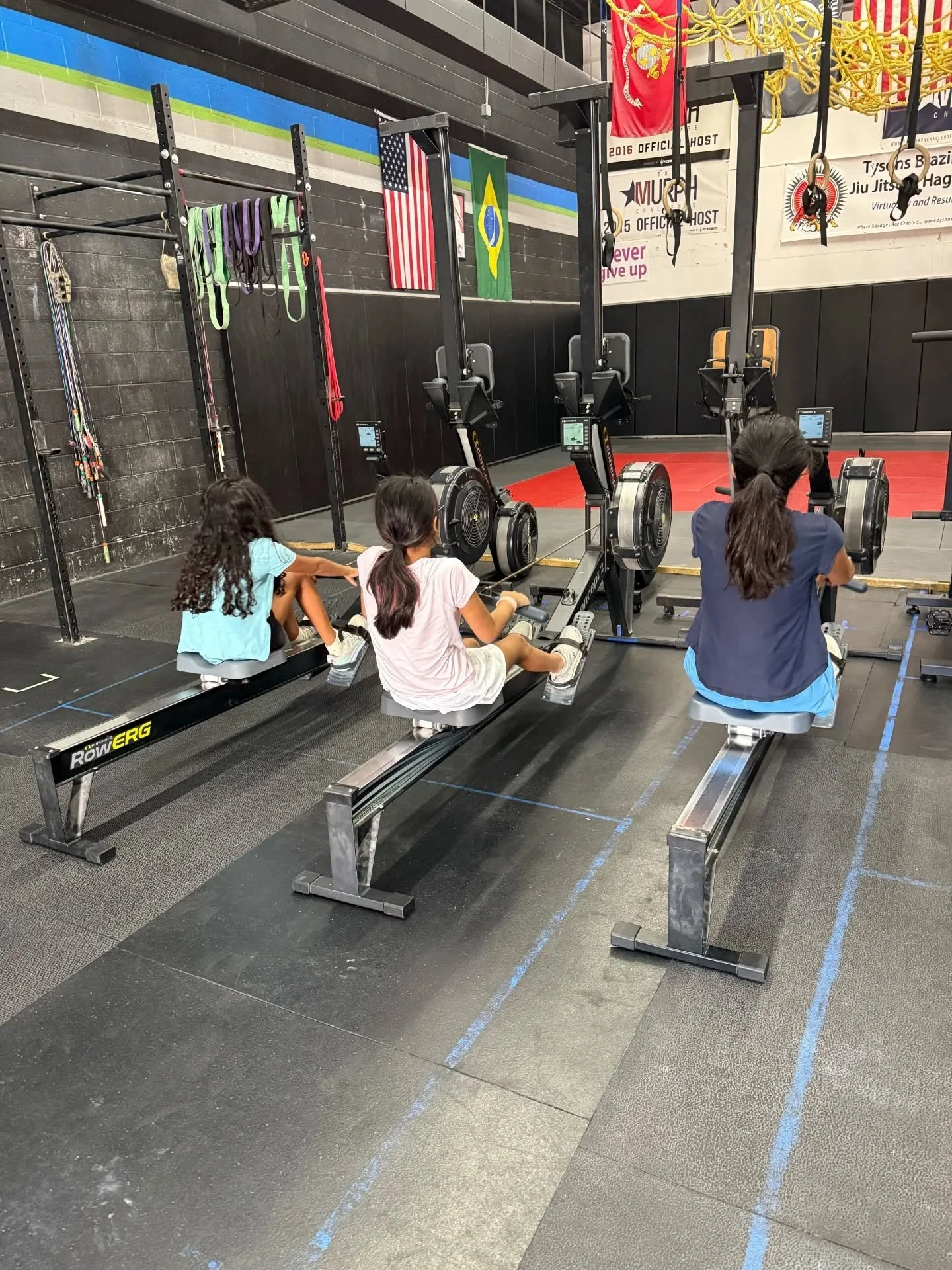 Unleash their inner athlete! 🚀 Our CrossFit Kids classes are the perfect way for your children to build strength, confidence, and have a blast every Saturday at 3:15 p.m.! They'll learn new skills, make friends, and burn off some energy with fun act