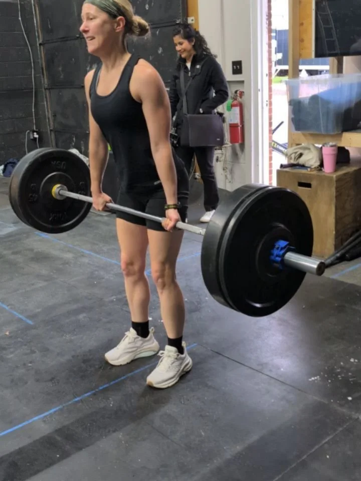 Fantastic work last week by the Redcell @redcellpartners team! 💙💚
.
We focused on dialing in deadlift technique before pushing the pace with a fun, high-energy AMRAP. Nothing beats stepping away from the desk to build strength and team camaraderie!