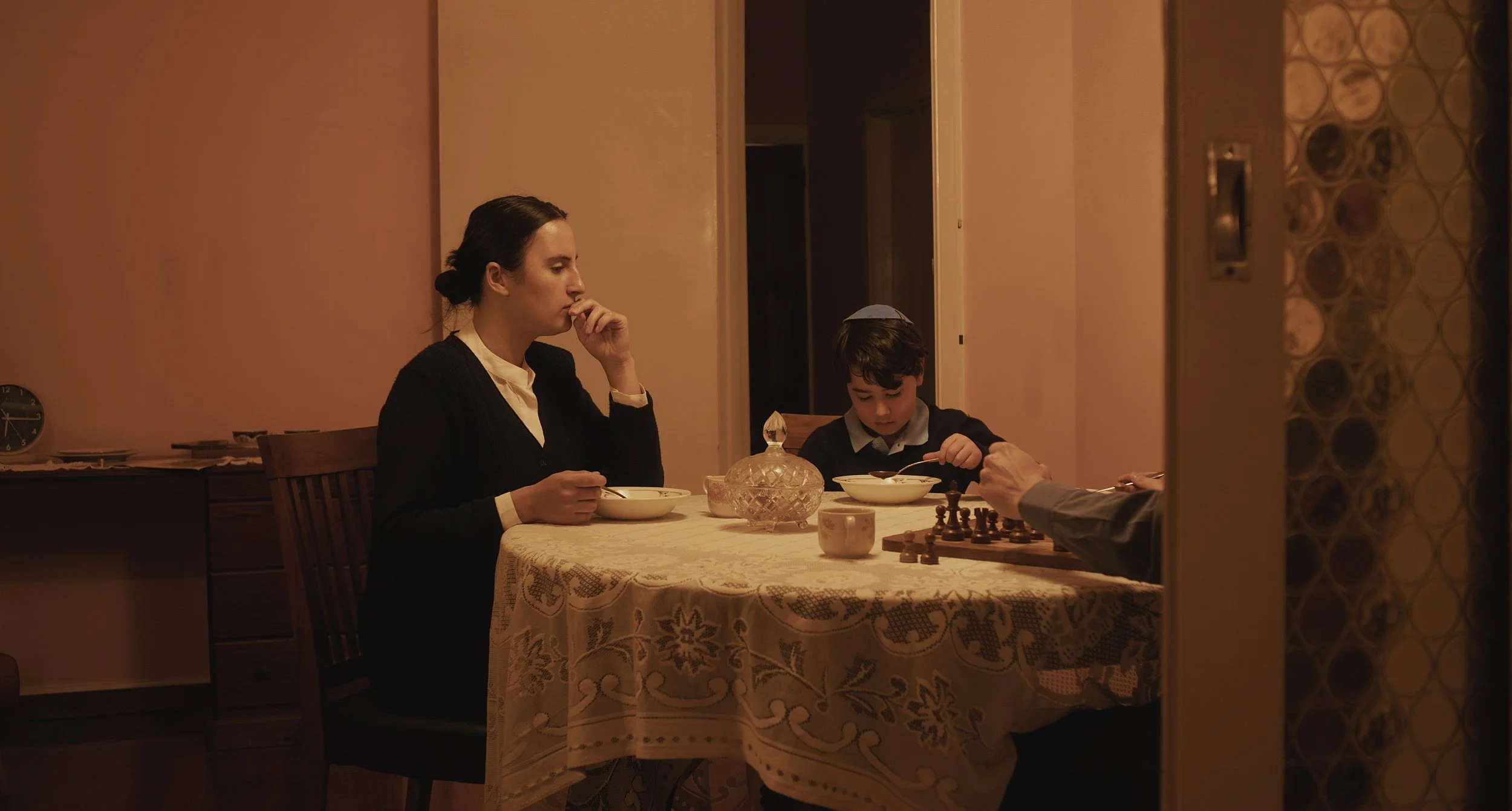 Carefully hidden Brok behind the glass door.