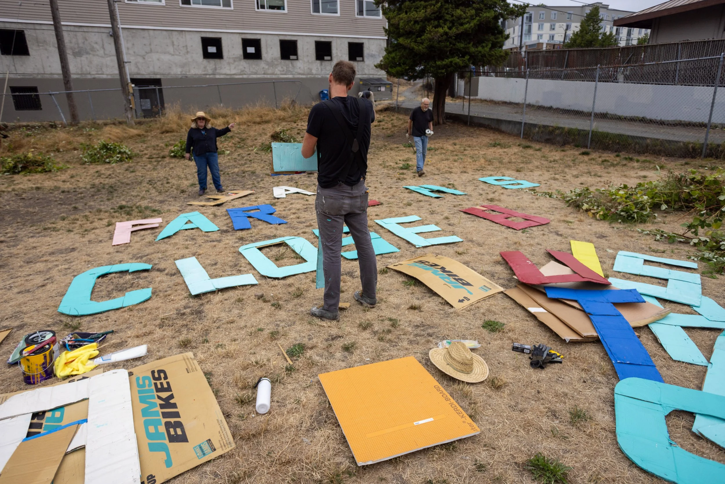 Future Public Park / Spruce & Art Install