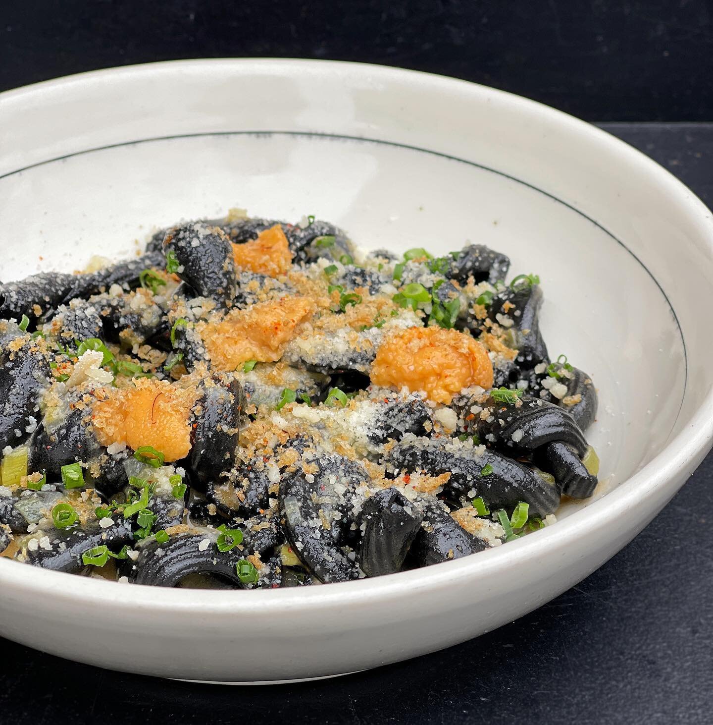 name a dish we can never take off the menu, we&rsquo;ll go first&hellip;SQUID INK TROTTOLE 💥🤤
&bull;
#glutenfreeoptions #glutenfreeavailable #glutenfreerestaurant #glutenfreepasta #squidink #squidinkpasta #maineuni #uni #seaurchin #celiacsafe #celi