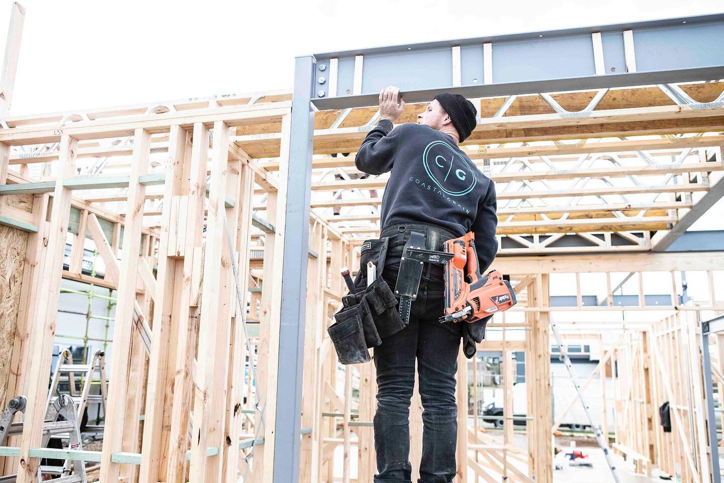 With decades of combined experience, our team of carpenters handle a wide range of projects. From framing to lockup to fix and much more, we&rsquo;ve got you covered.

#bycoastalgrain #construction #carpentry #frame #lockup #fix #coastalgrain