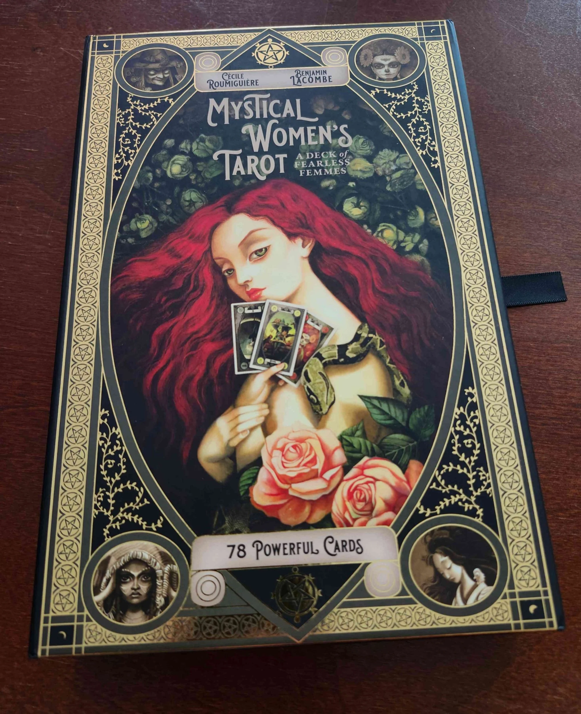 Mystical Women's Tarot Review