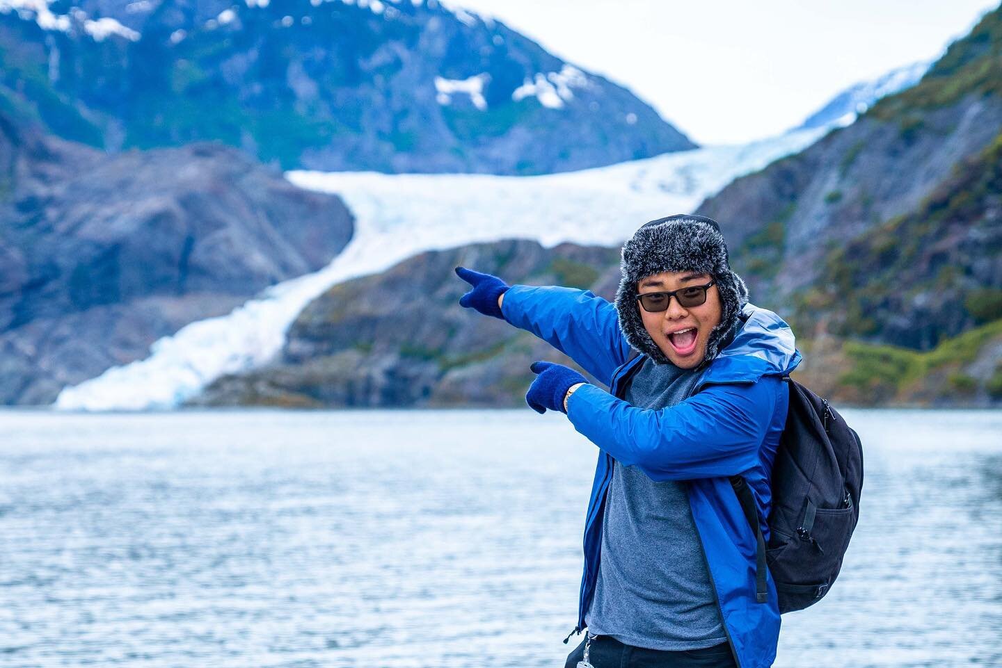 Hey look! It&rsquo;s a glacier! 
Full video about how to see this glacier in Alaska at link in bio! 
*
*
*
#vlog #hiking #iceburg #coldcruise #cruisefood #ship #nature #unitedstates #canada #travel #freezing #whattodoinalaska #alaskashoreexcursion #s